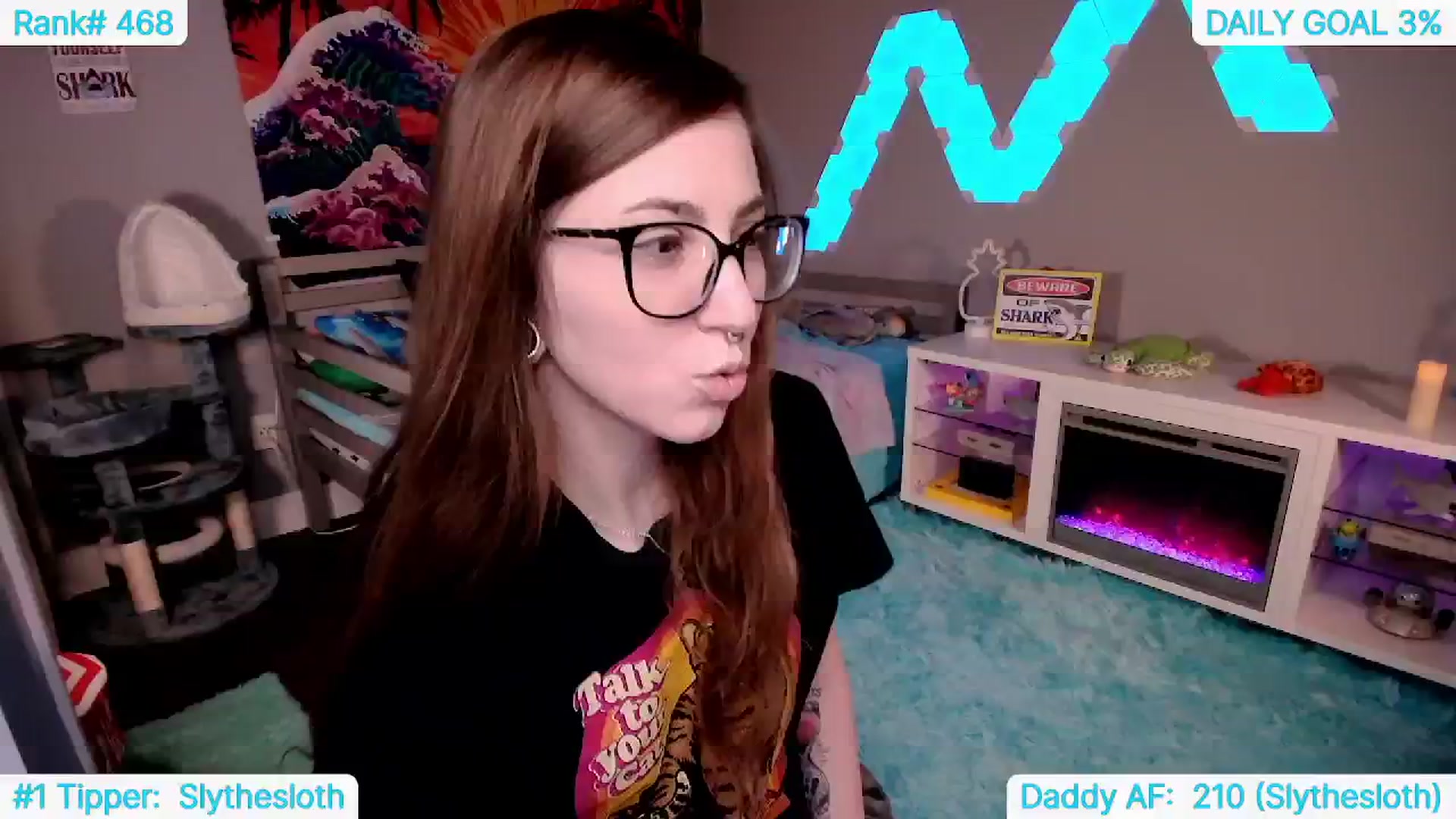 Gallery image thumbnail from TheSharkQueen's myfreecams stream on, 06/08/2024, 20:06 image 5 of 20