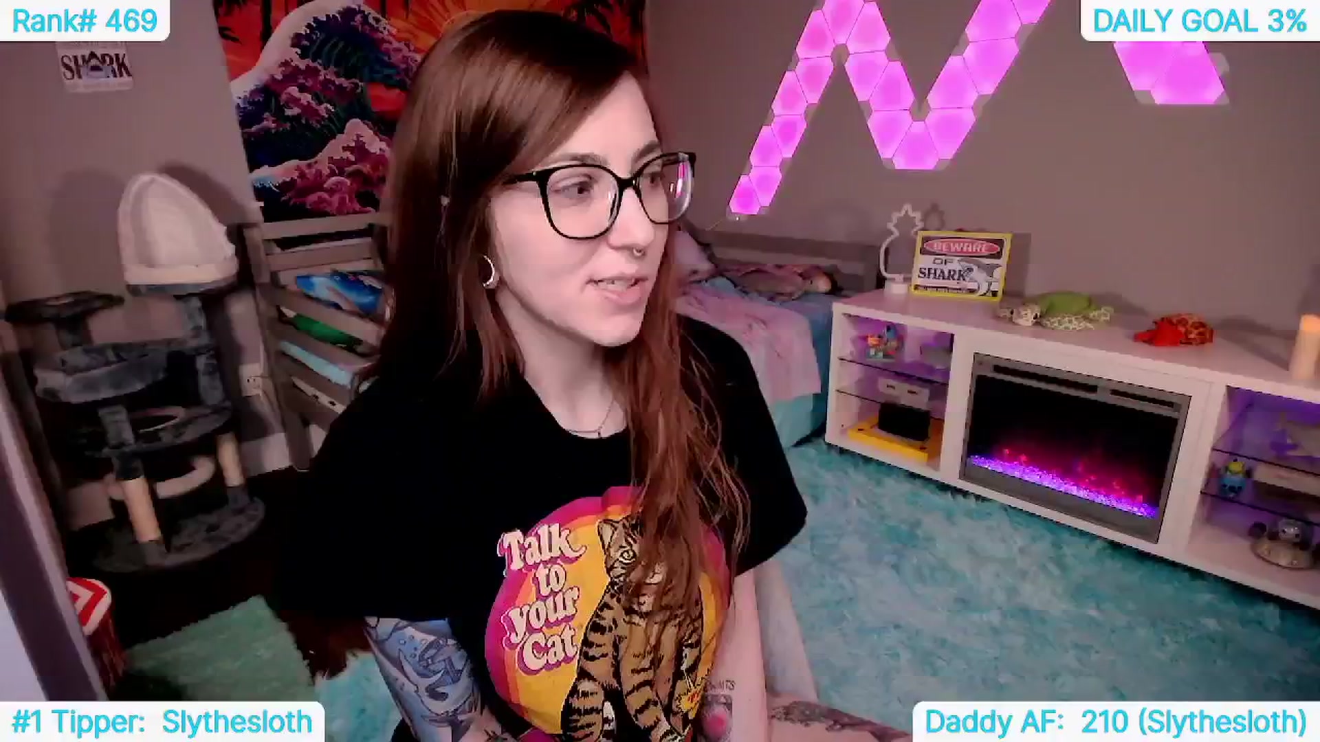 Gallery image thumbnail from TheSharkQueen's myfreecams stream on, 06/08/2024, 20:06 image 14 of 20