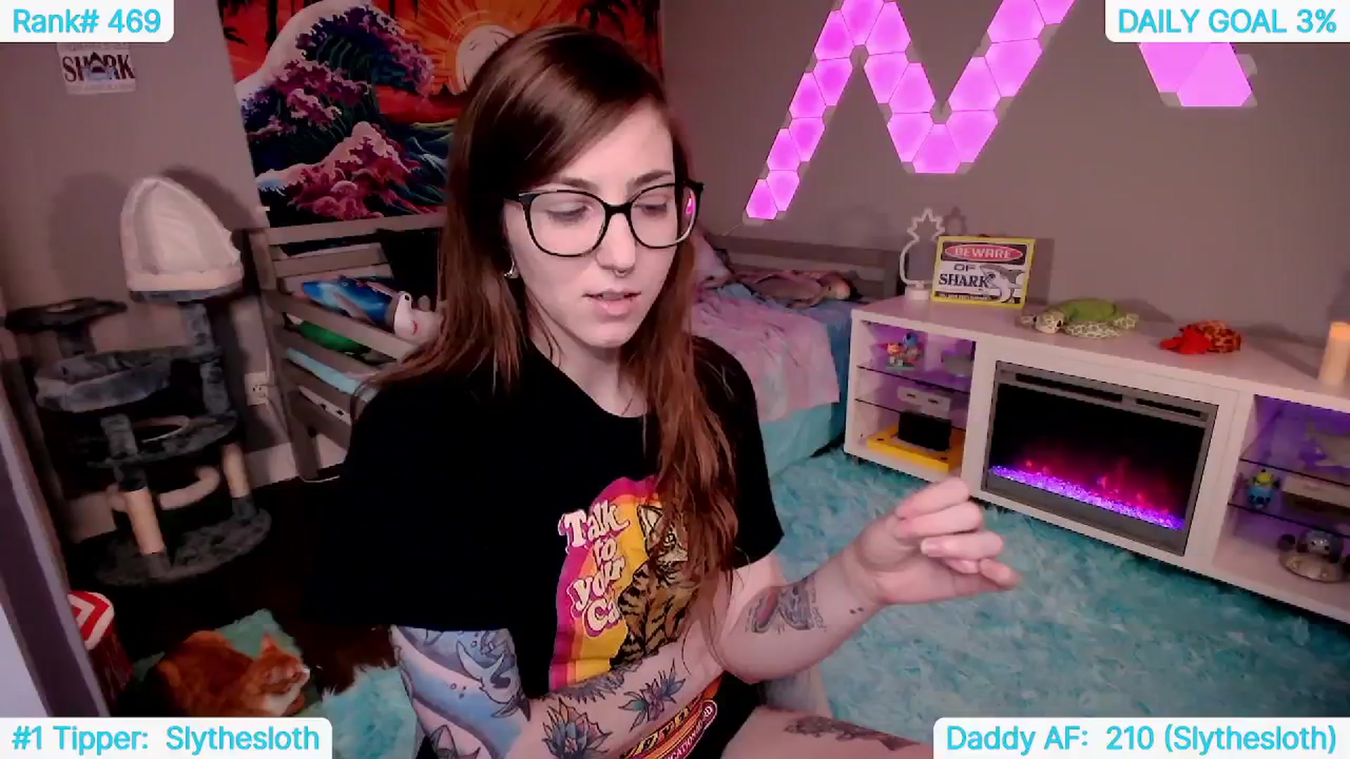 Gallery image thumbnail from TheSharkQueen's myfreecams stream on, 06/08/2024, 20:06 image 17 of 20