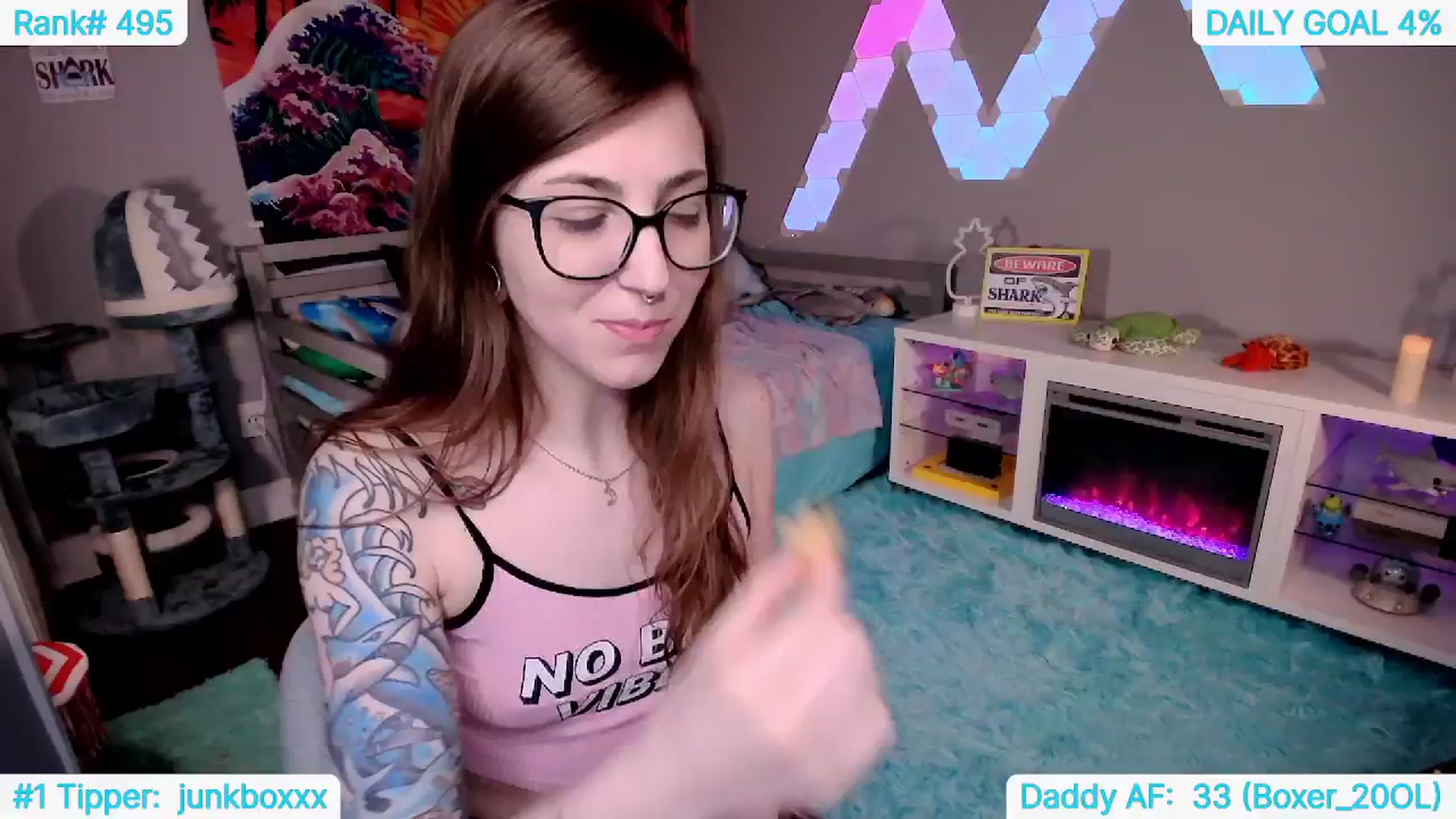 Gallery image thumbnail from TheSharkQueen's myfreecams stream on, 06/09/2024, 04:01 image 18 of 20
