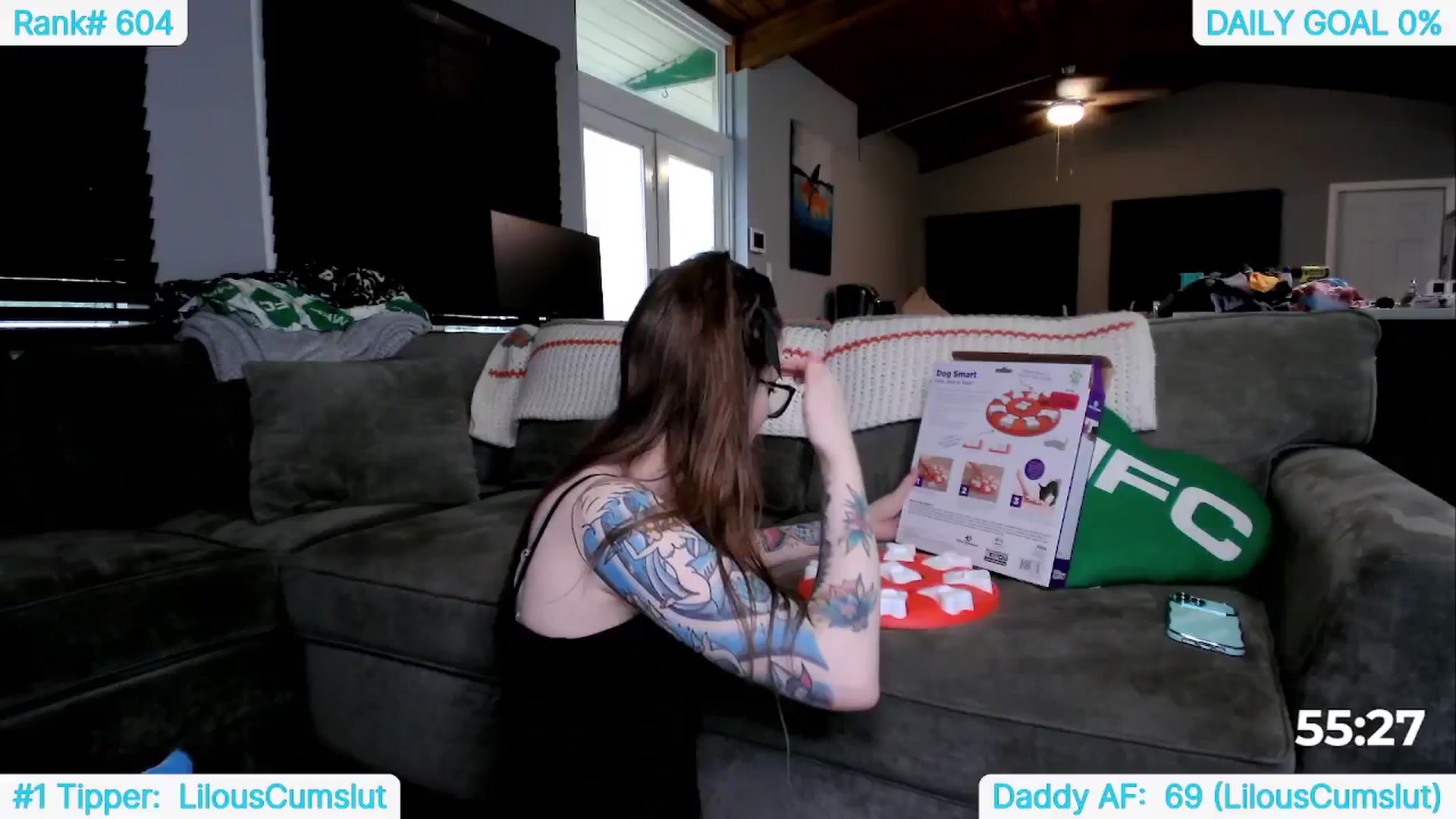 Gallery image thumbnail from TheSharkQueen's myfreecams stream on, 06/11/2024, 23:47 image 17 of 20