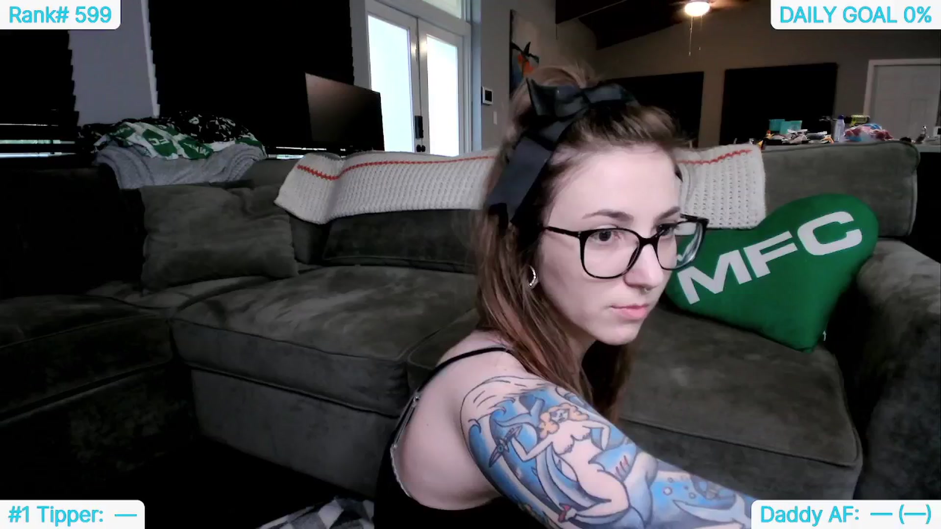 Gallery image thumbnail from TheSharkQueen's myfreecams stream on, 06/11/2024, 23:47 image 1 of 20