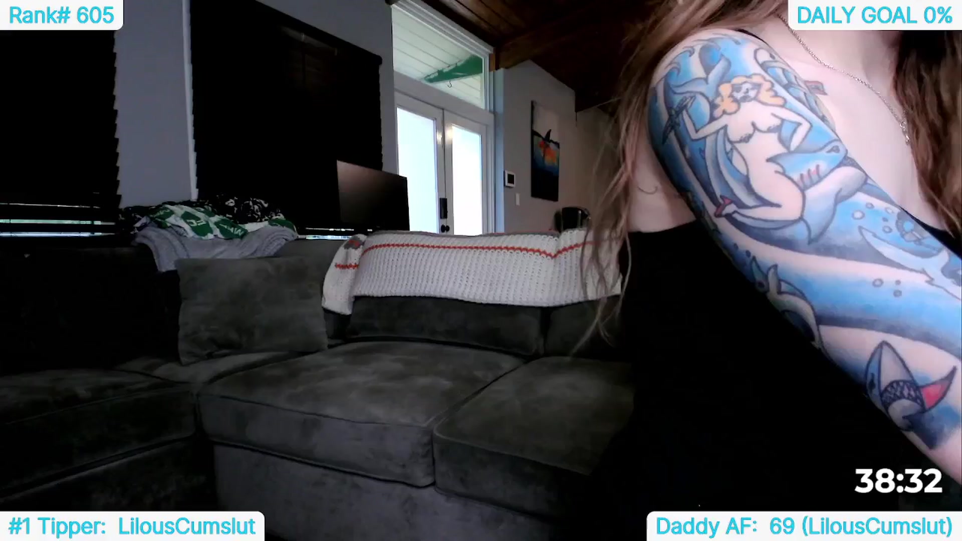 Gallery image thumbnail from TheSharkQueen's myfreecams stream on, 06/11/2024, 23:47 image 20 of 20