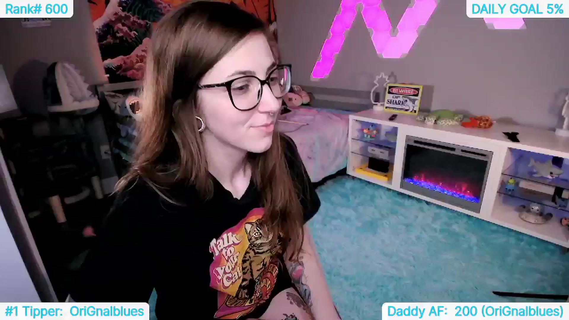 Gallery image thumbnail from TheSharkQueen's myfreecams stream on, 06/14/2024, 06:38 image 13 of 20