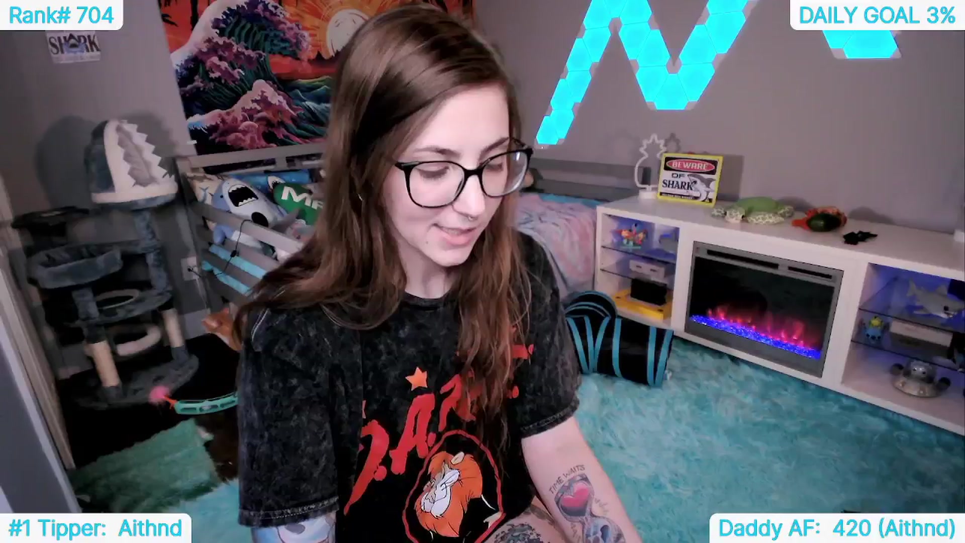 Gallery image thumbnail from TheSharkQueen's myfreecams stream on, 06/15/2024, 23:42 image 14 of 20