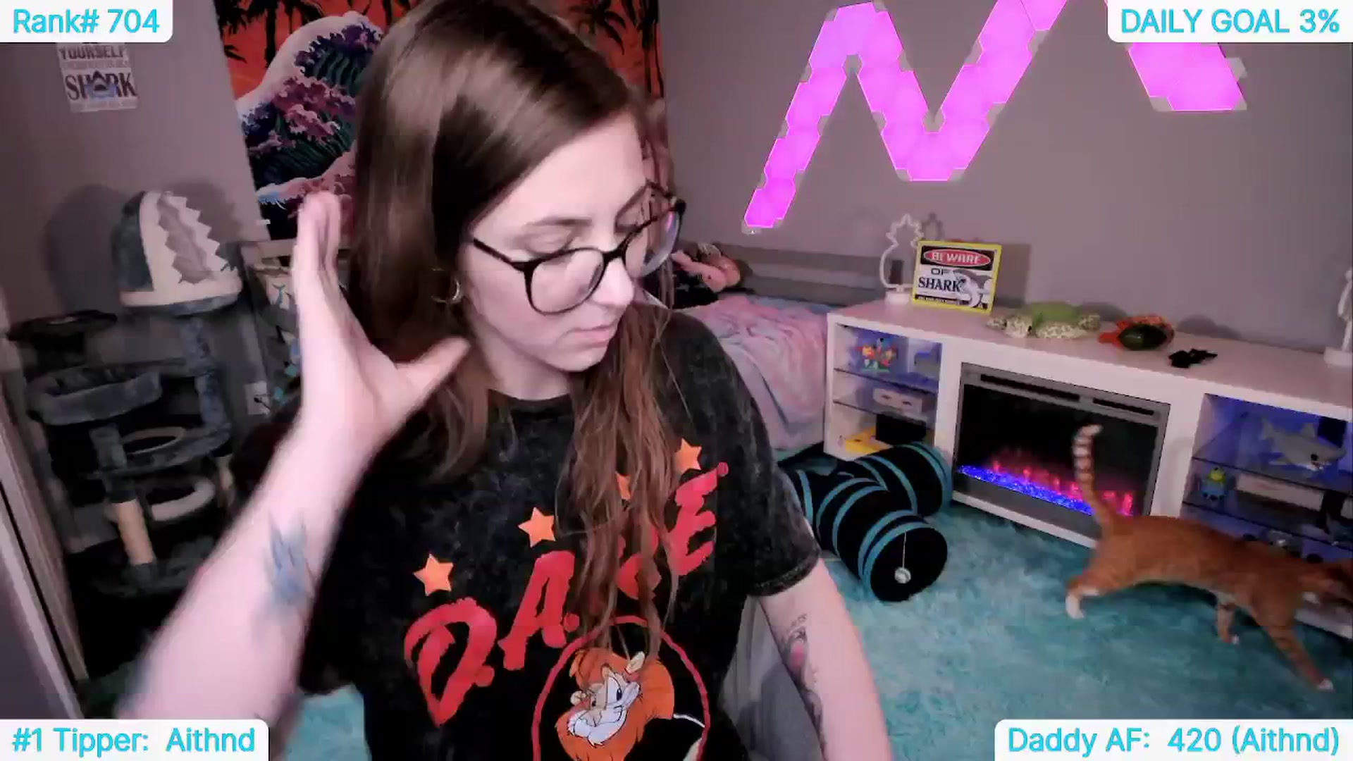 Gallery image thumbnail from TheSharkQueen's myfreecams stream on, 06/15/2024, 23:42 image 12 of 20