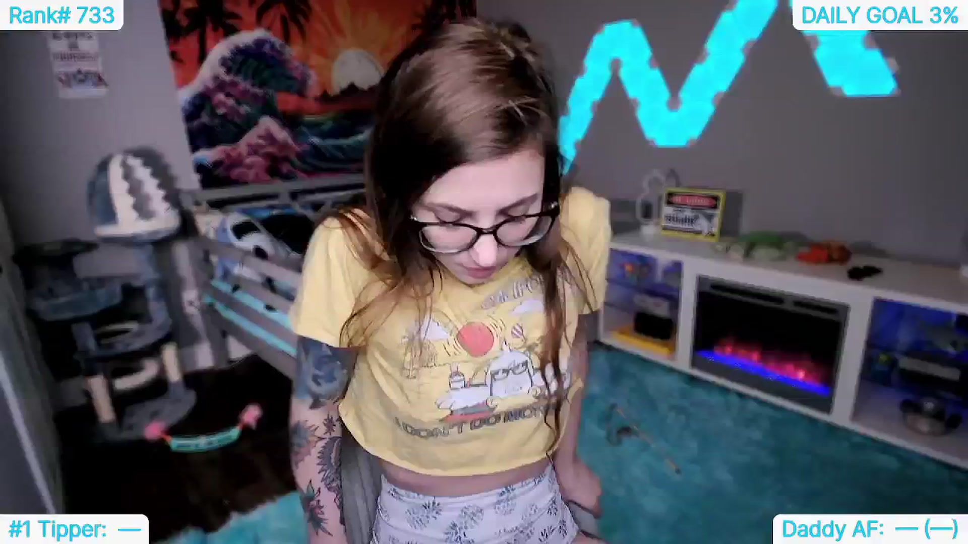 Gallery image thumbnail from TheSharkQueen's myfreecams stream on, 06/16/2024, 08:56 image 6 of 20