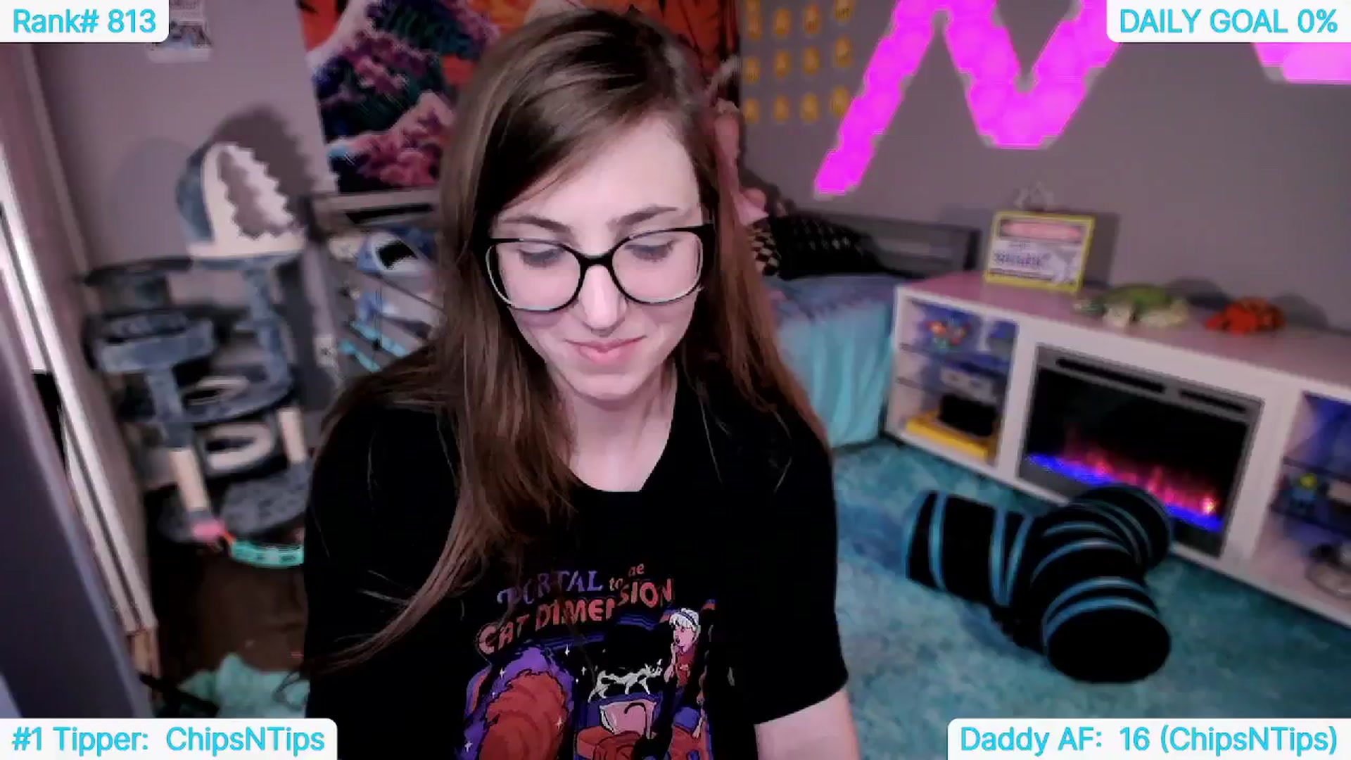 Gallery image thumbnail from TheSharkQueen's myfreecams stream on, 06/19/2024, 04:22 image 8 of 20
