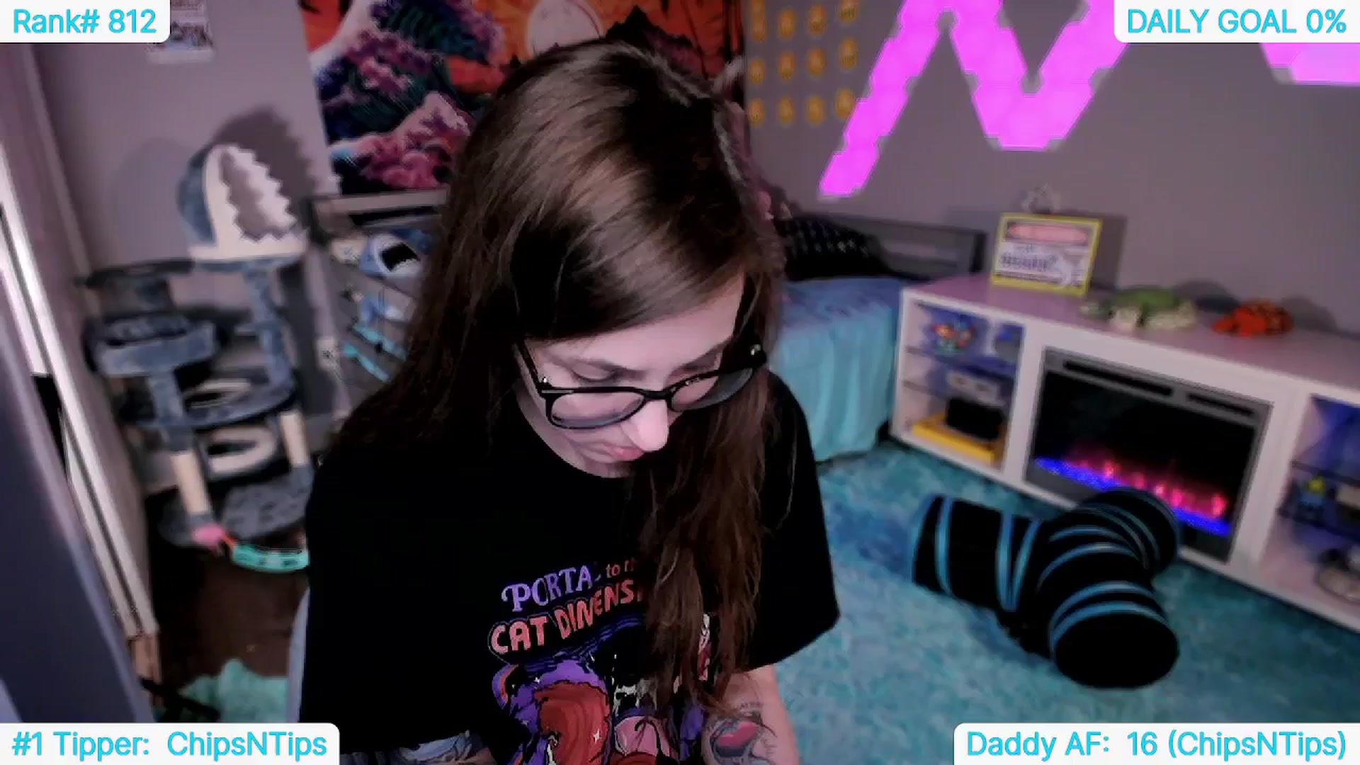 Gallery image thumbnail from TheSharkQueen's myfreecams stream on, 06/19/2024, 04:22 image 6 of 20