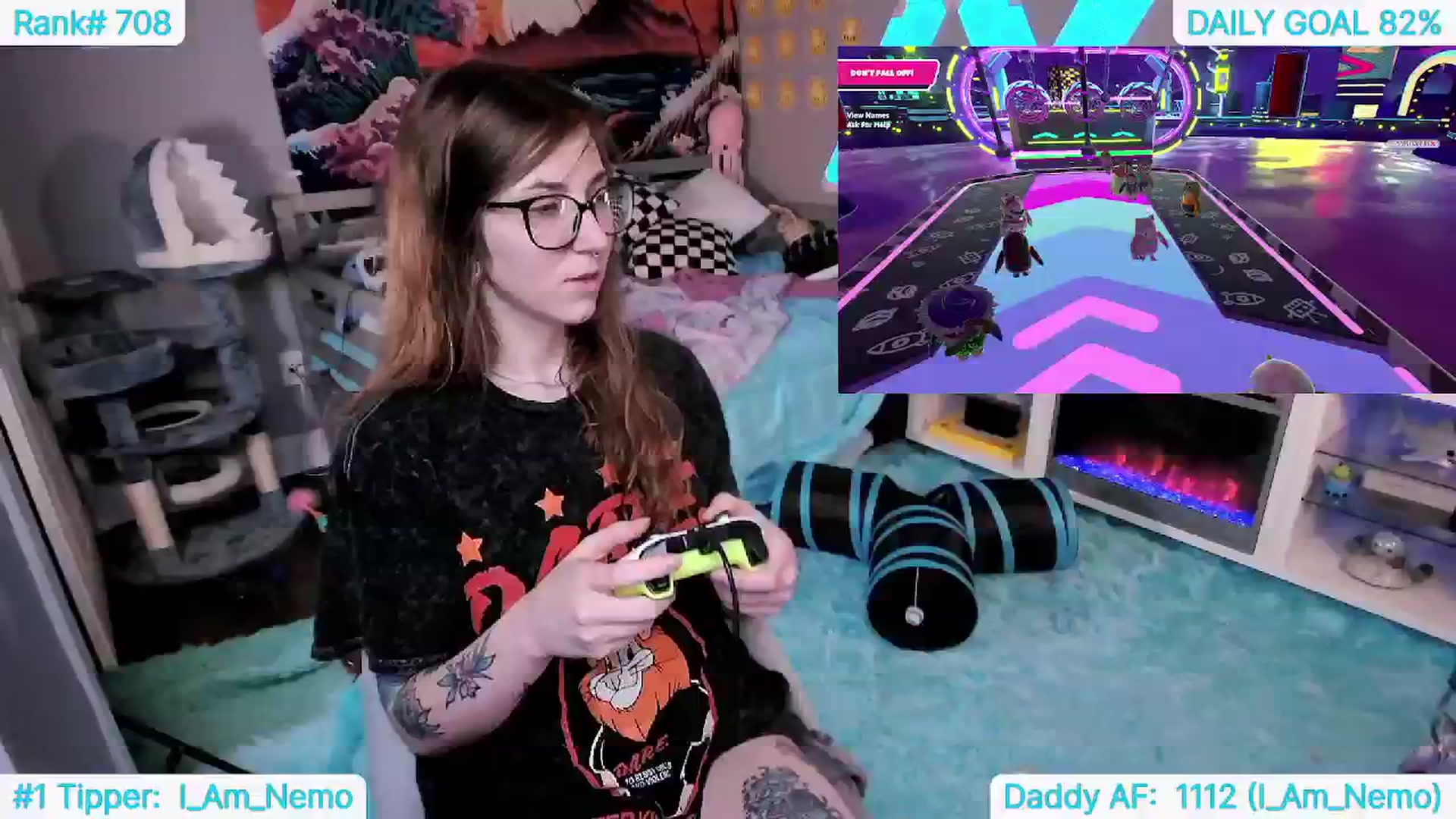Gallery image thumbnail from TheSharkQueen's myfreecams stream on, 06/22/2024, 09:36 image 11 of 20