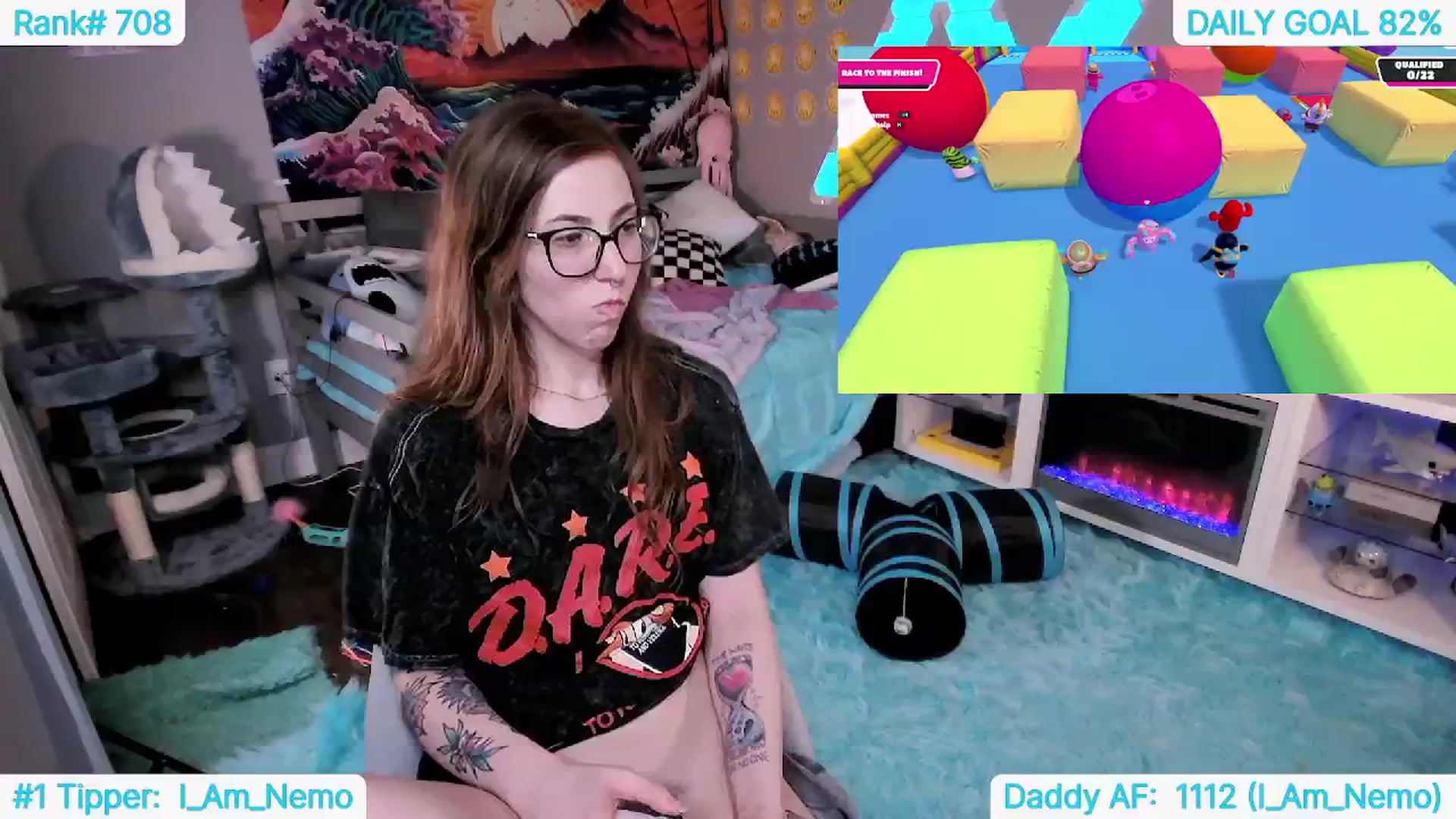 Gallery image thumbnail from TheSharkQueen's myfreecams stream on, 06/22/2024, 09:36 image 7 of 20