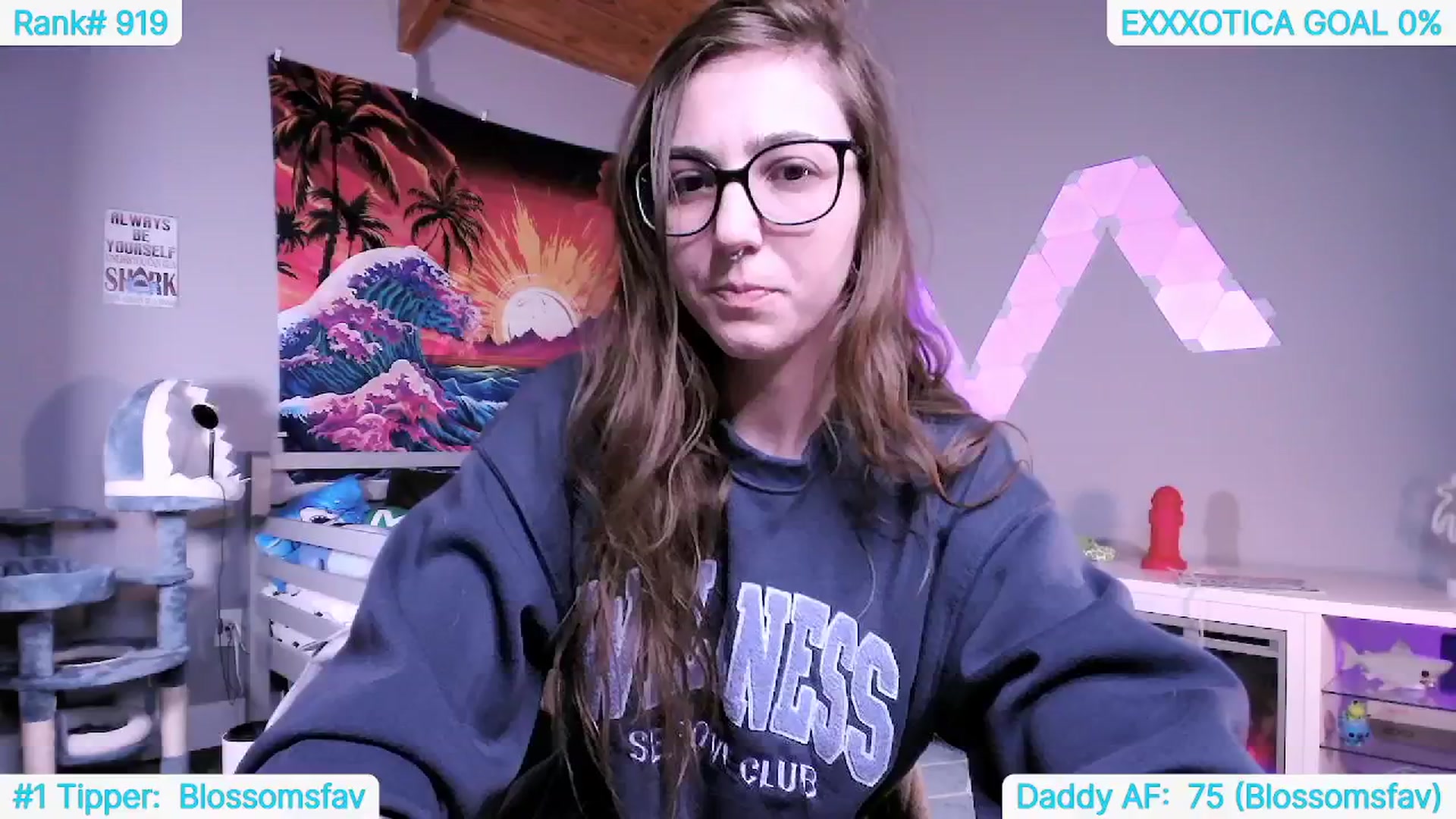 Gallery image thumbnail from TheSharkQueen's myfreecams stream on, 06/29/2024, 22:39 image 1 of 20