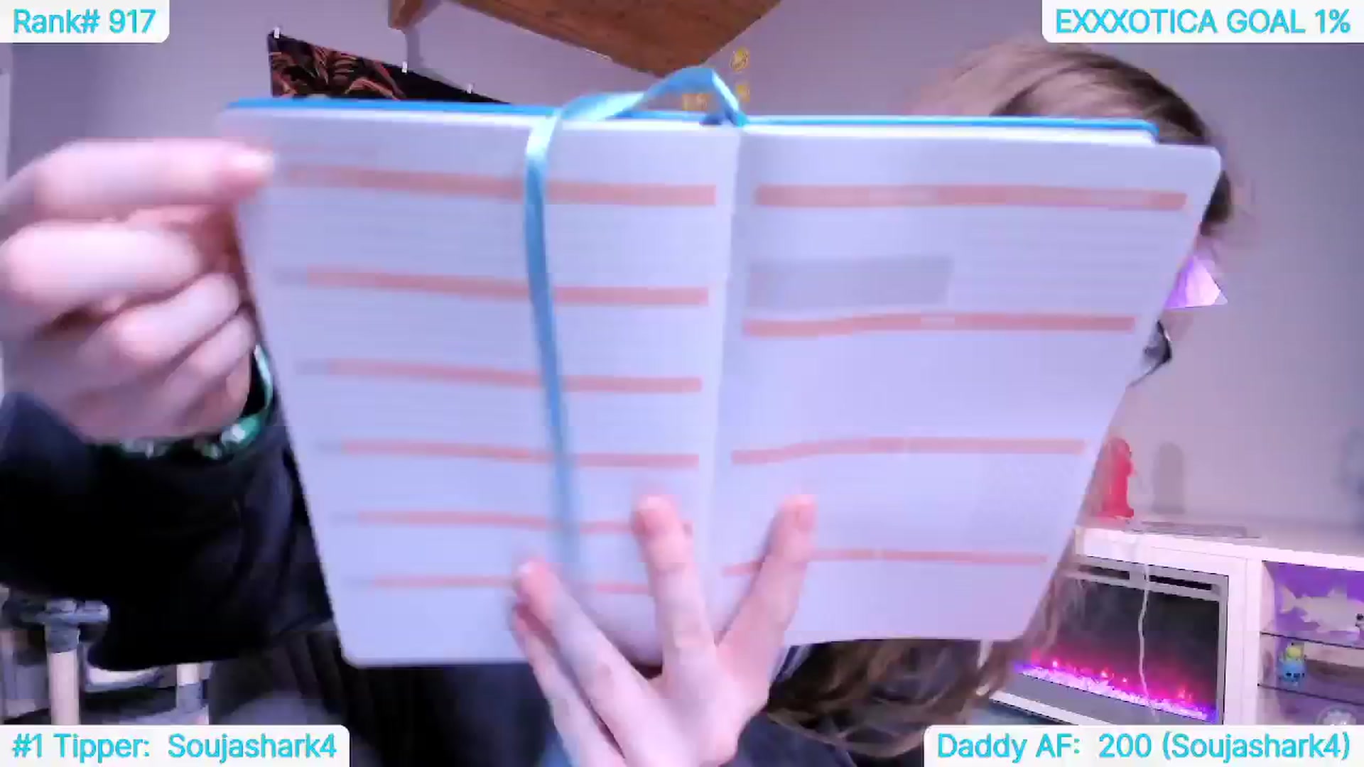 Gallery image thumbnail from TheSharkQueen's myfreecams stream on, 06/29/2024, 22:39 image 6 of 20