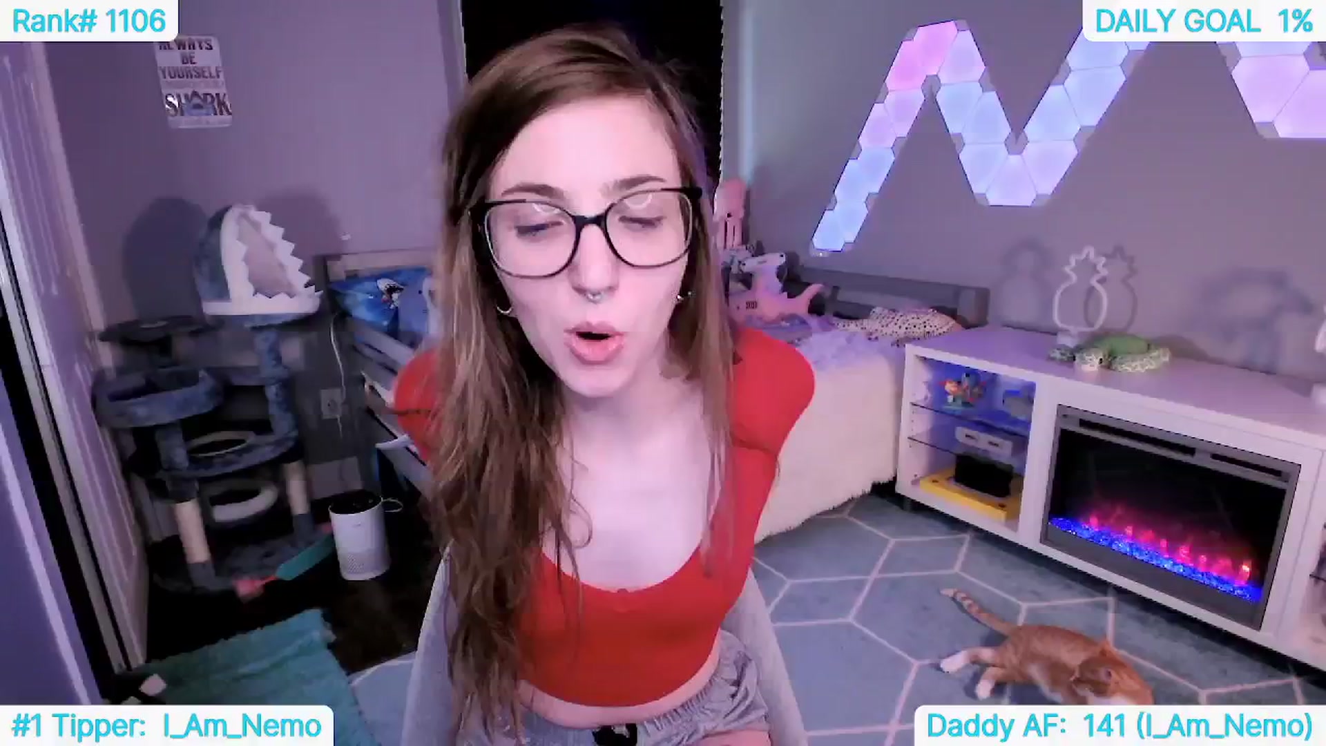 Gallery image thumbnail from TheSharkQueen's myfreecams stream on, 07/06/2024, 19:00 image 7 of 20