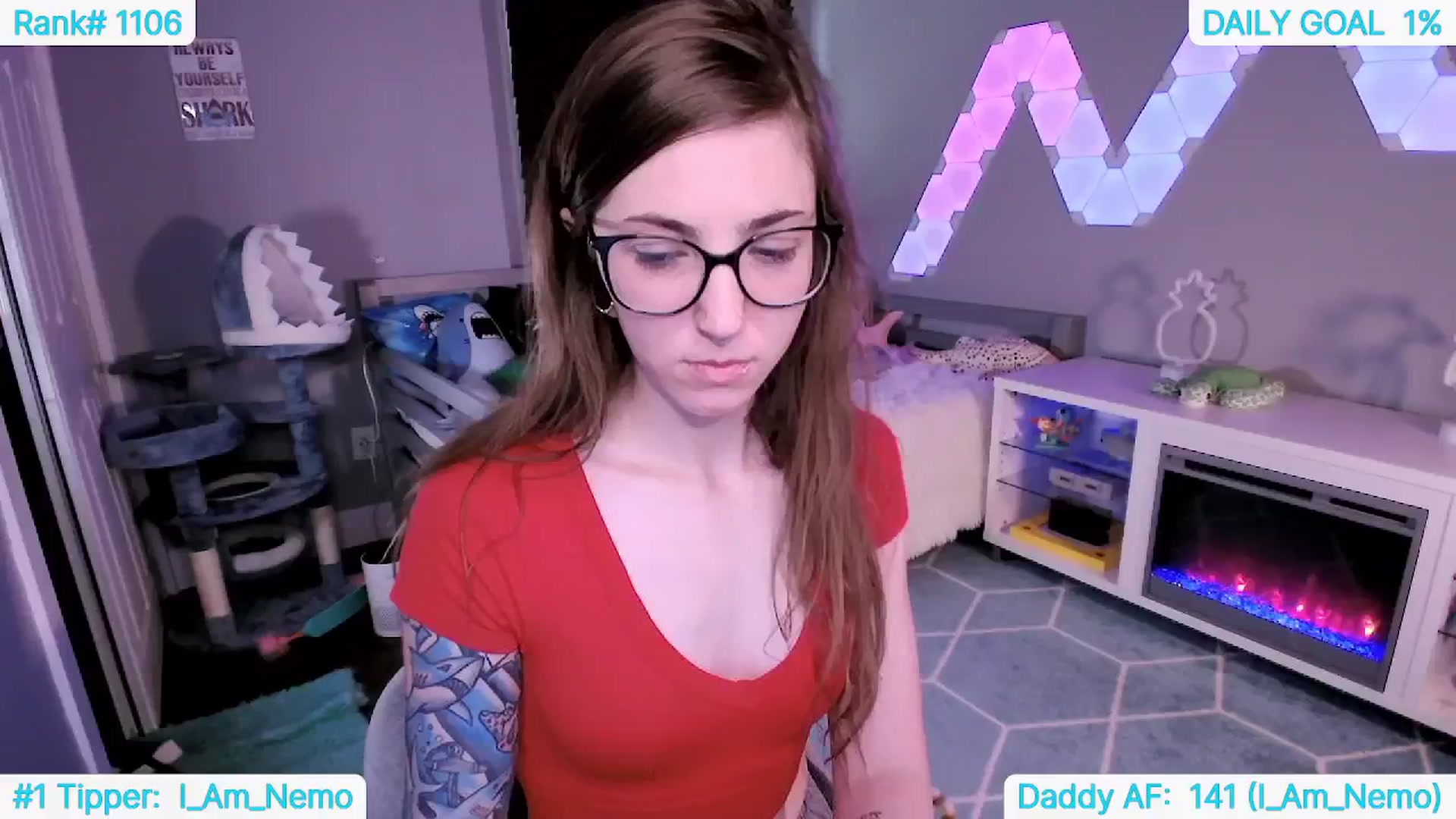 Gallery image thumbnail from TheSharkQueen's myfreecams stream on, 07/06/2024, 19:00 image 8 of 20