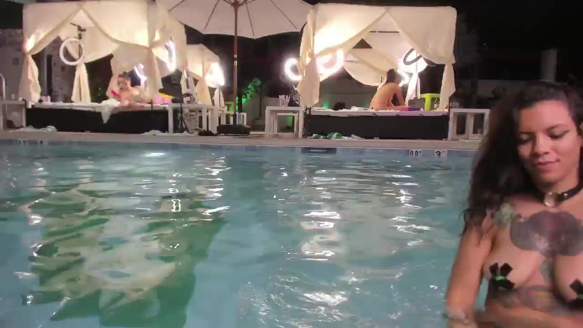 Gallery image thumbnail from TheSharkQueen's myfreecams stream on, 09/26/2024, 08:57 image 6 of 20