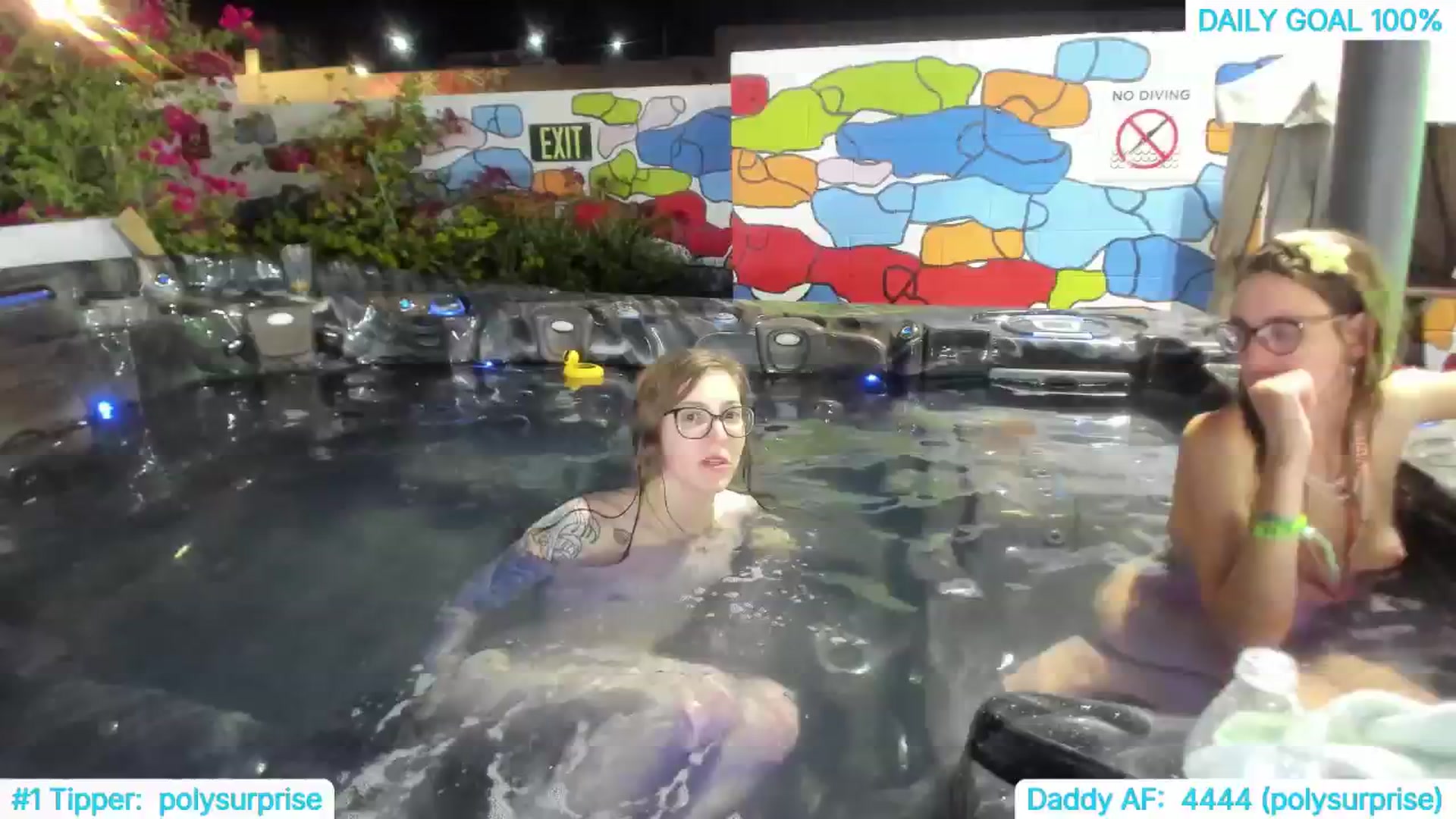 Gallery image thumbnail from TheSharkQueen's myfreecams stream on, 09/26/2024, 11:44 image 10 of 20