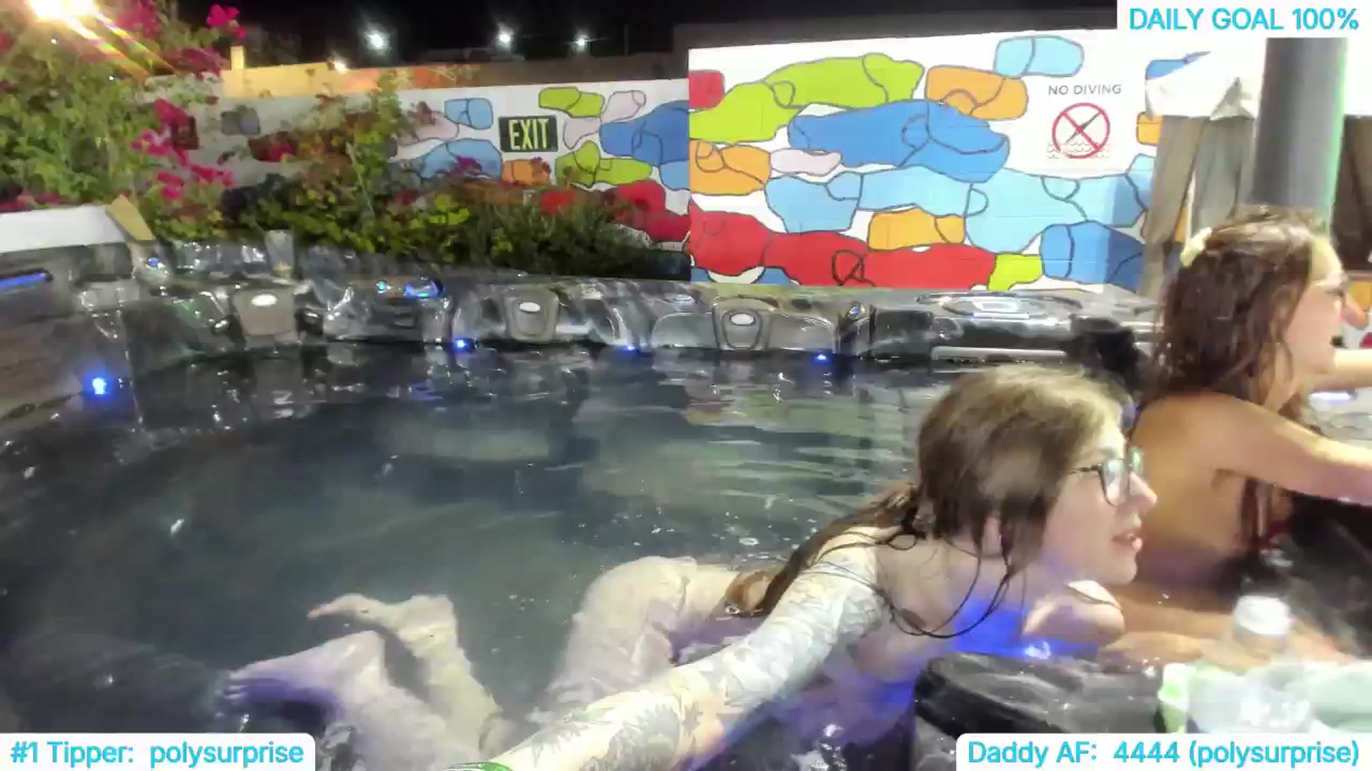 Gallery image thumbnail from TheSharkQueen's myfreecams stream on, 09/26/2024, 11:44 image 11 of 20
