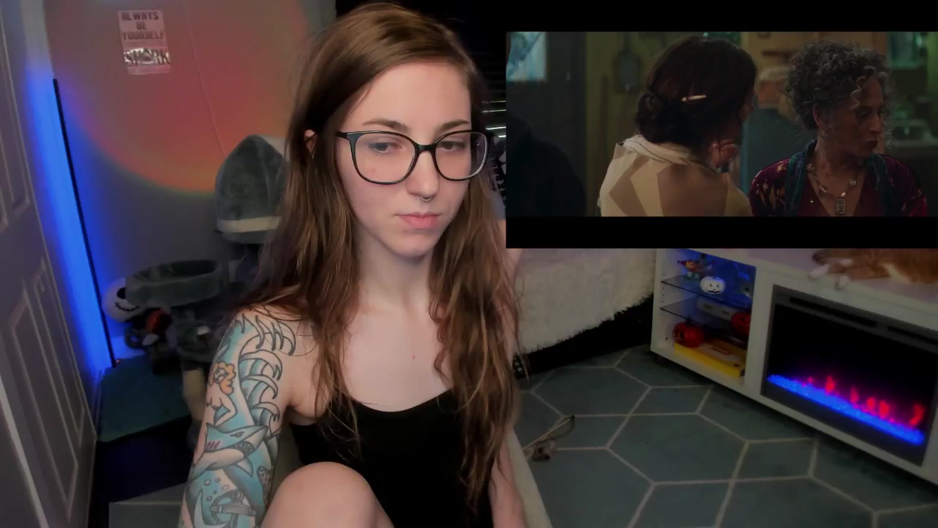 Gallery image thumbnail from TheSharkQueen's myfreecams stream on, 11/12/2024, 19:40 image 20 of 20
