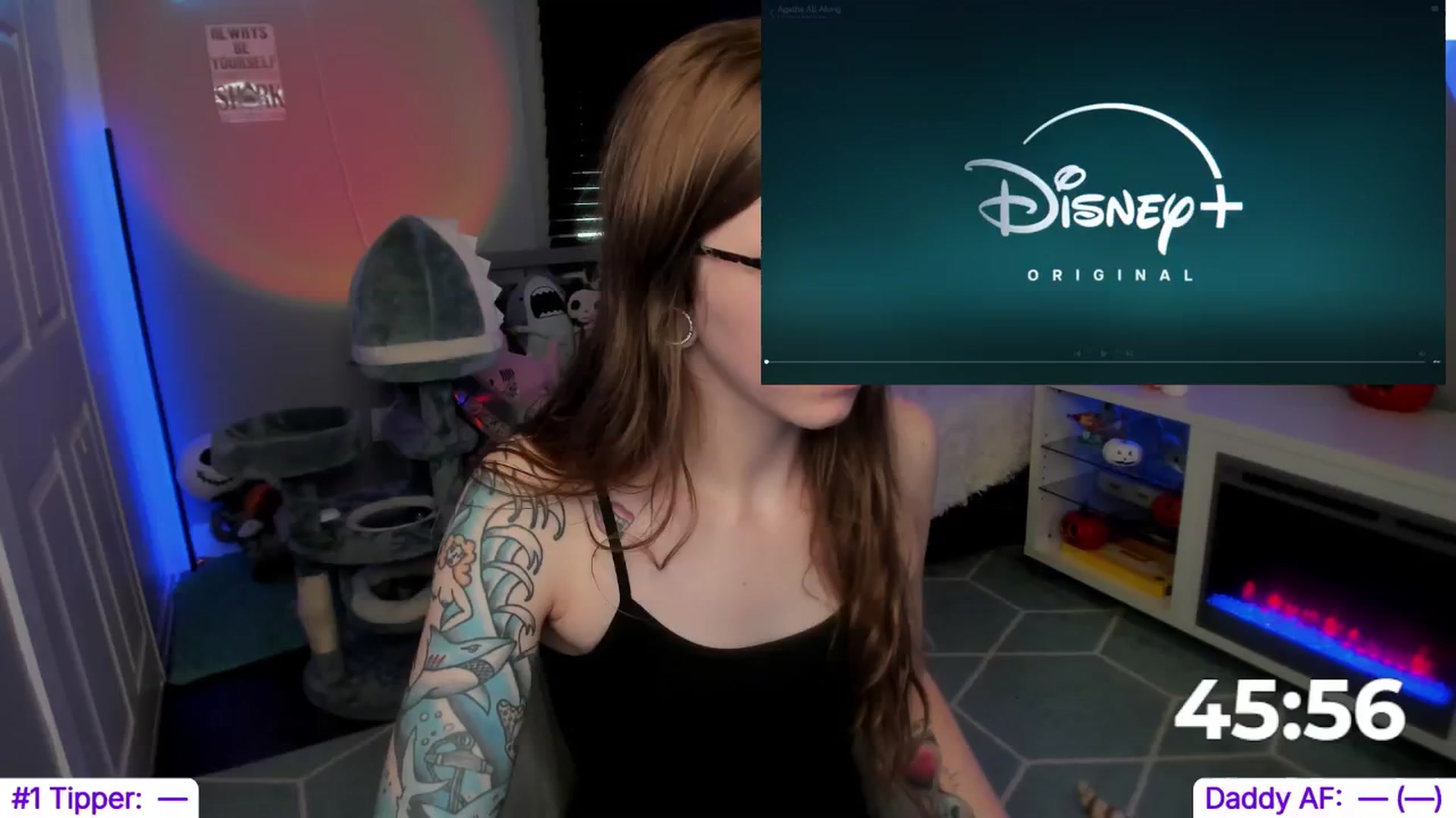 Gallery image thumbnail from TheSharkQueen's myfreecams stream on, 11/12/2024, 19:40 image 5 of 20