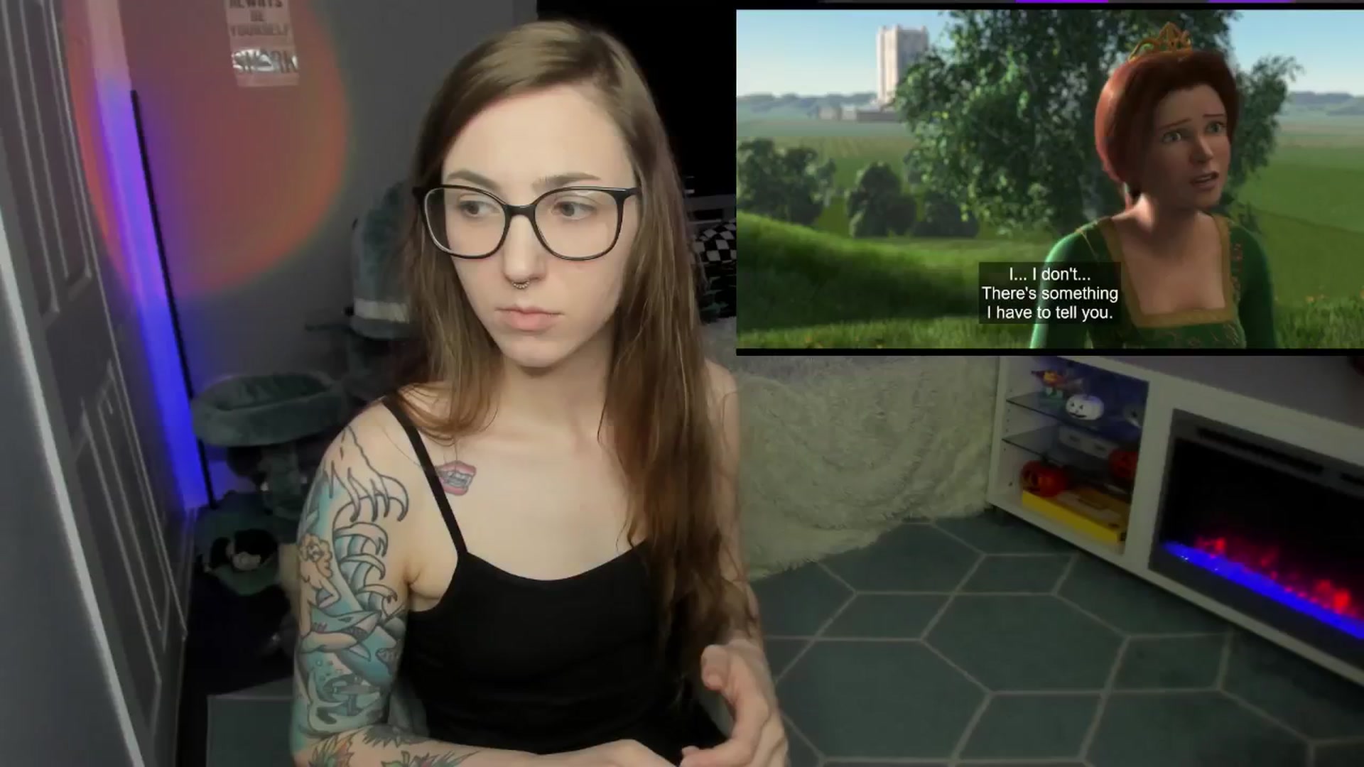 Gallery image thumbnail from TheSharkQueen's myfreecams stream on, 11/20/2024, 24:55 image 7 of 20