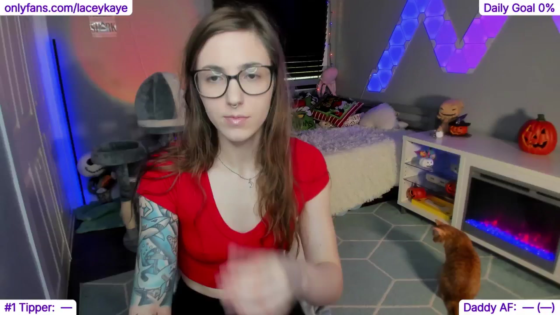 Gallery image thumbnail from TheSharkQueen's myfreecams stream on, 11/30/2024, 22:56 image 3 of 20