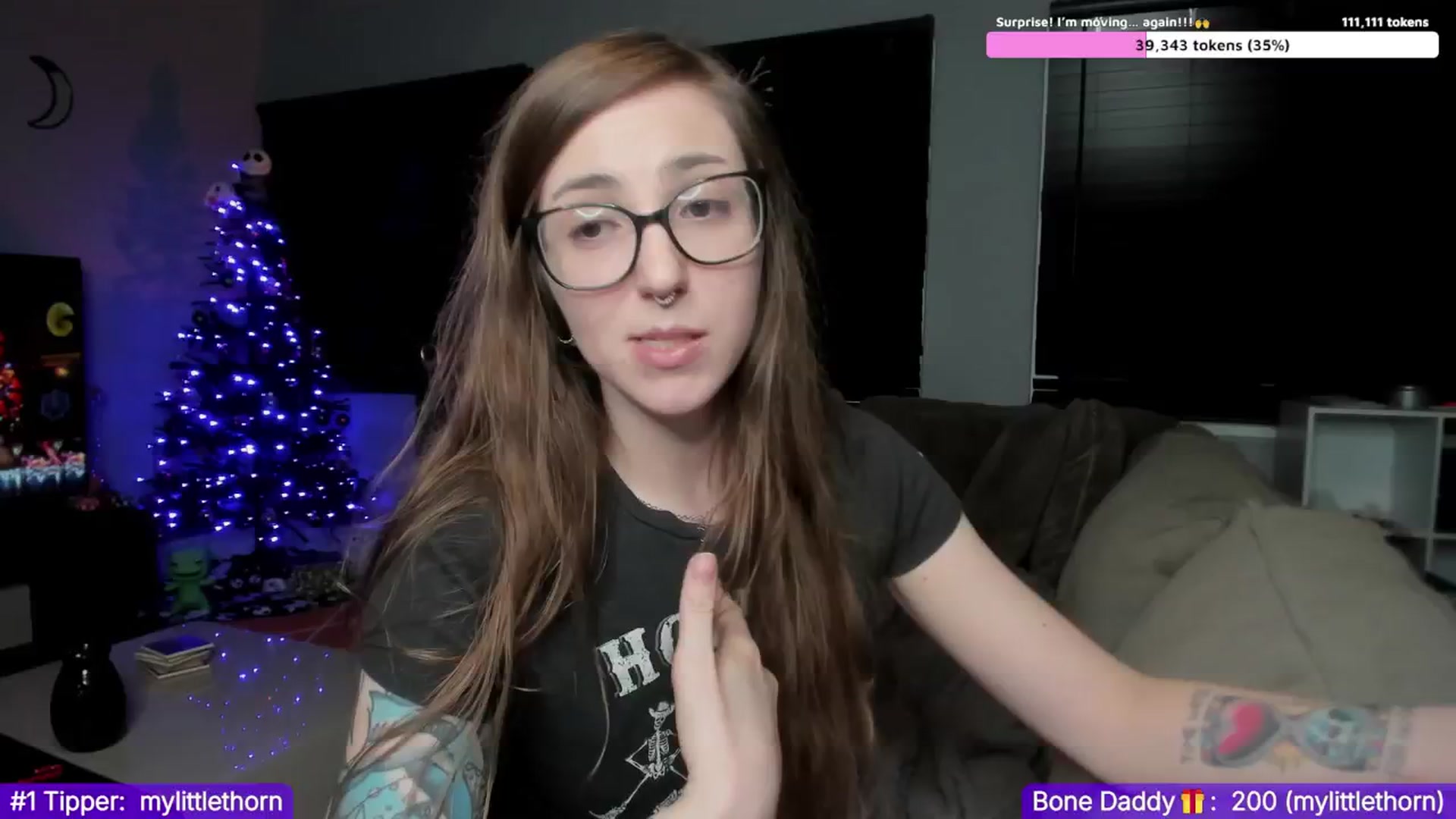 Gallery image thumbnail from TheSharkQueen's myfreecams stream on, 12/06/2024, 07:59 image 2 of 20