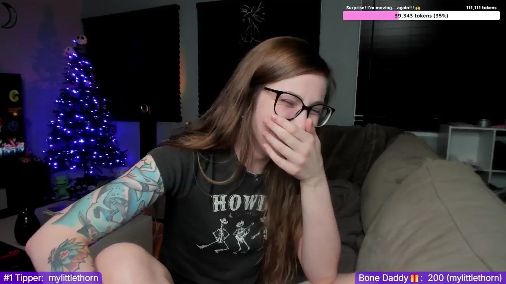 Gallery image thumbnail from TheSharkQueen's myfreecams stream on, 12/06/2024, 07:59 image 8 of 20