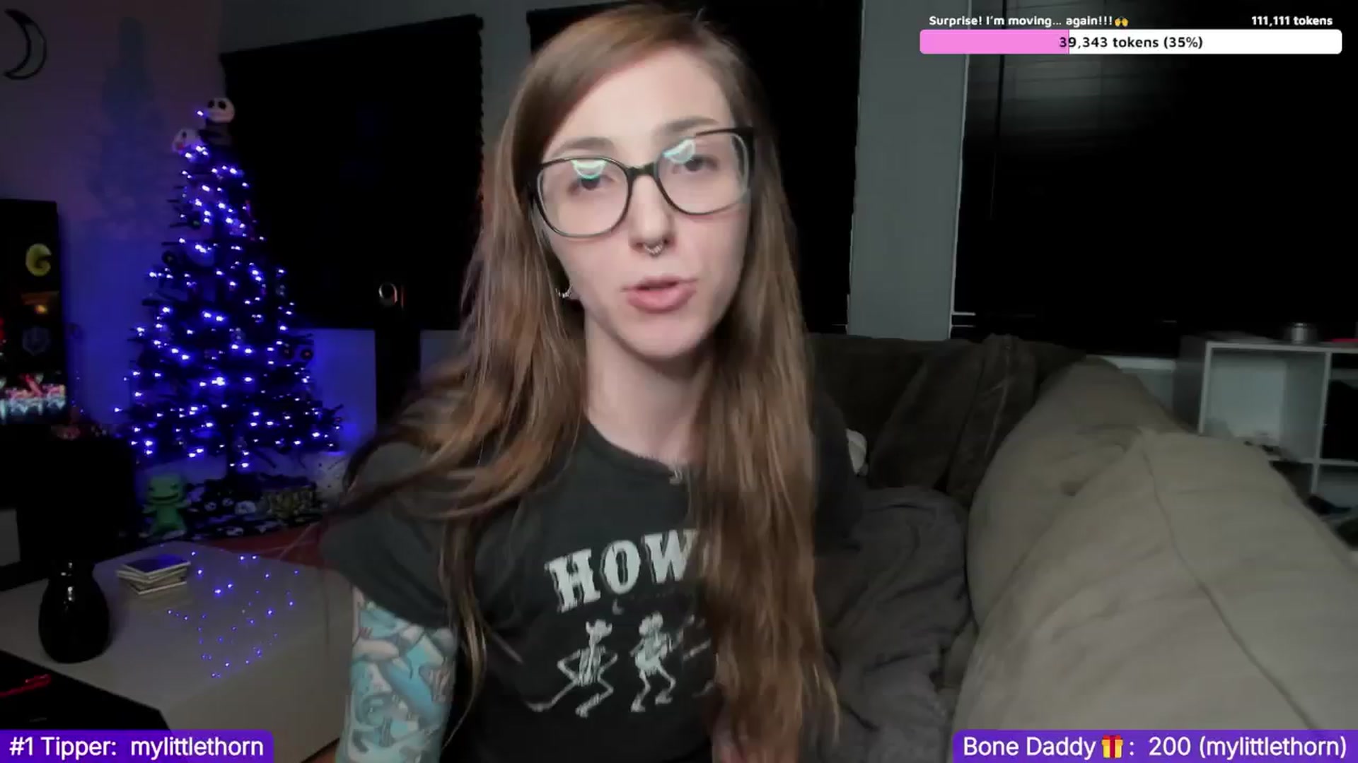 Gallery image thumbnail from TheSharkQueen's myfreecams stream on, 12/06/2024, 07:59 image 12 of 20