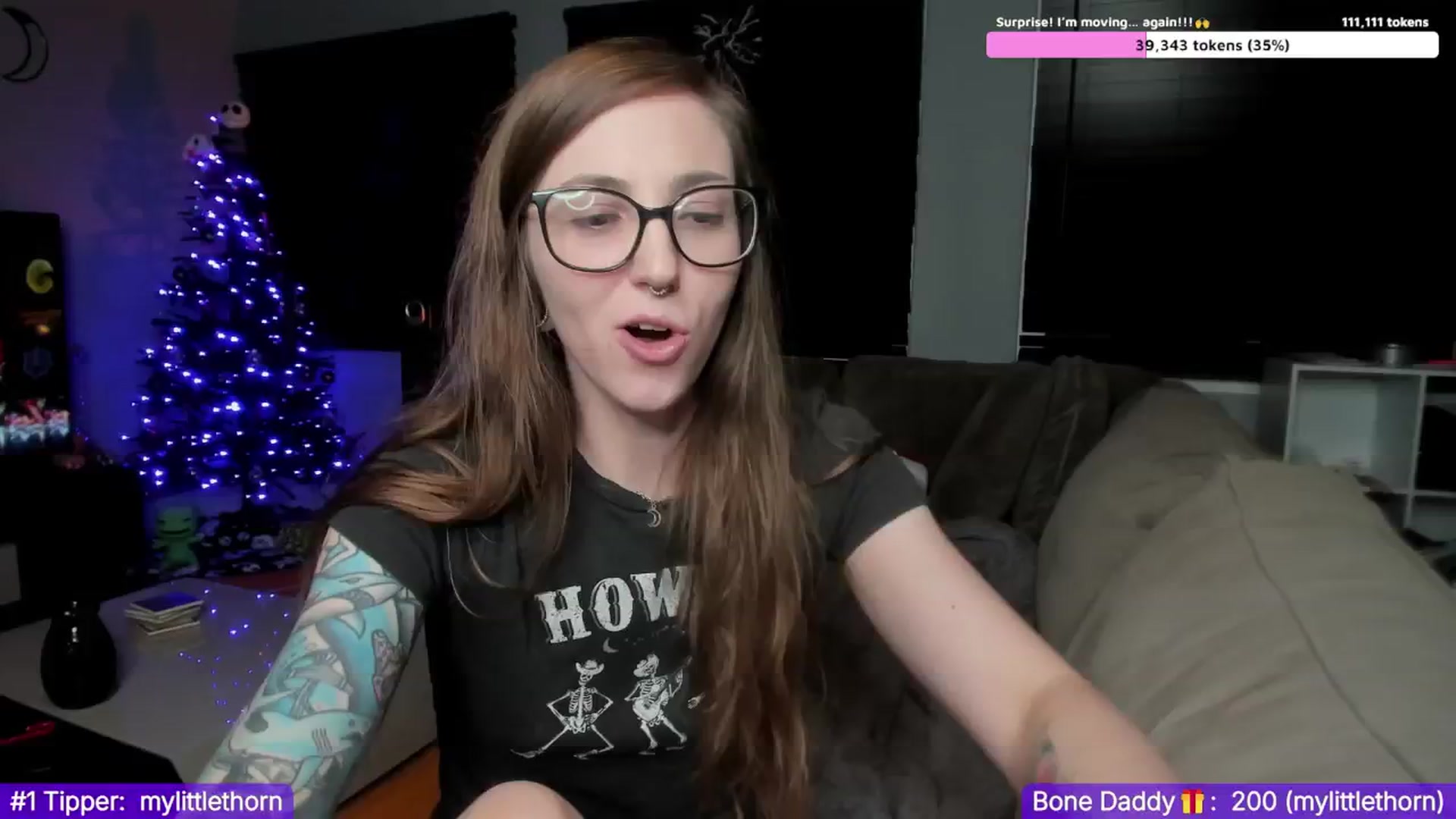 Gallery image thumbnail from TheSharkQueen's myfreecams stream on, 12/06/2024, 07:59 image 9 of 20