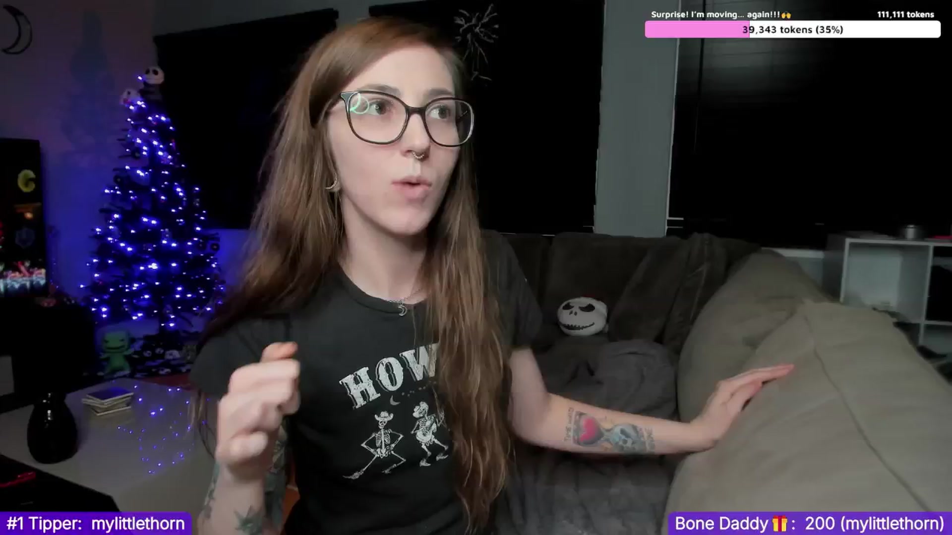Gallery image thumbnail from TheSharkQueen's myfreecams stream on, 12/06/2024, 07:59 image 11 of 20