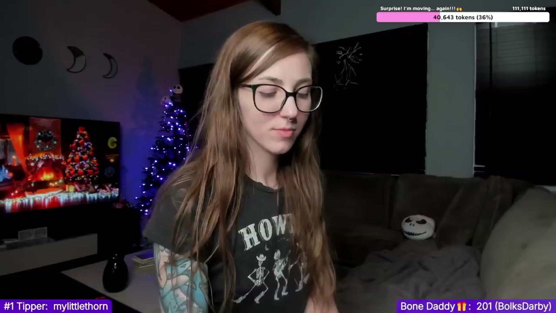 Gallery image thumbnail from TheSharkQueen's myfreecams stream on, 12/06/2024, 08:41 image 8 of 20