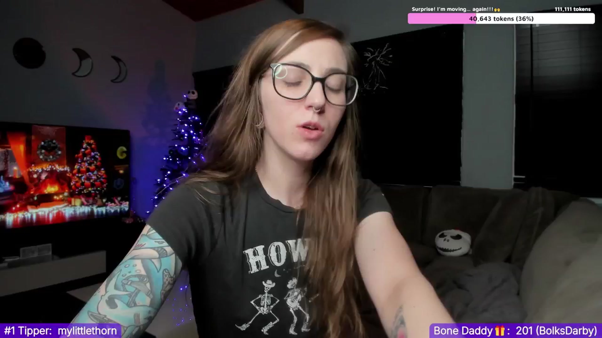 Gallery image thumbnail from TheSharkQueen's myfreecams stream on, 12/06/2024, 08:41 image 7 of 20
