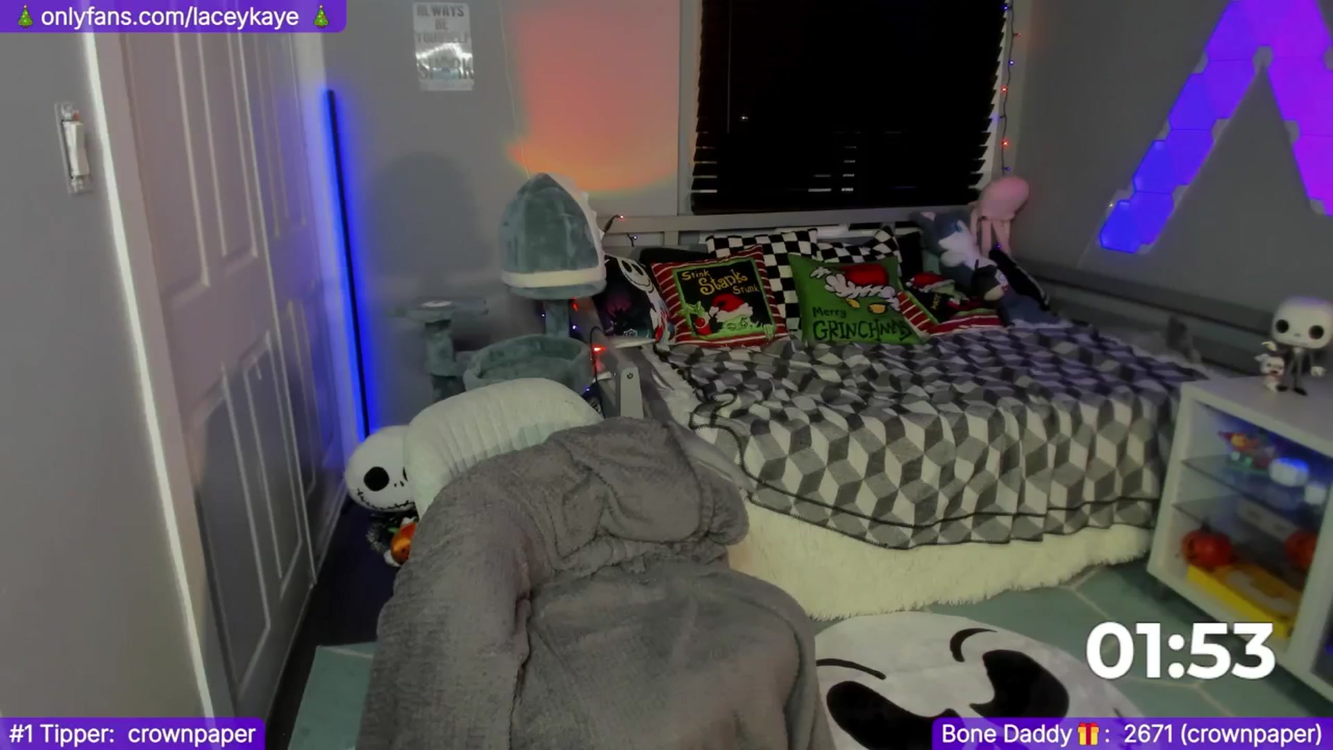 Gallery image thumbnail from TheSharkQueen's myfreecams stream on, 12/14/2024, 09:15 image 4 of 20
