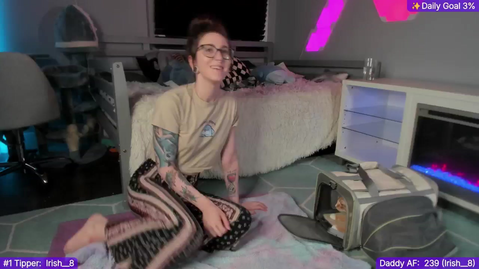 Gallery image thumbnail from TheSharkQueen's myfreecams stream on, 01/02/2025, 01:28 image 9 of 20