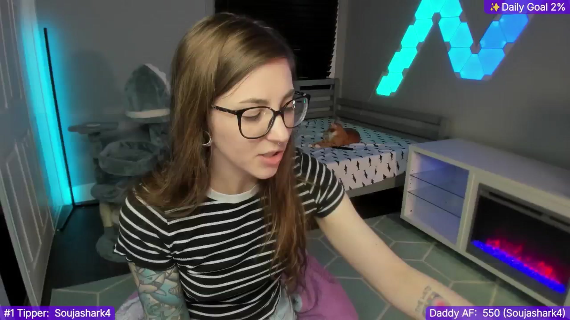 Gallery image thumbnail from TheSharkQueen's myfreecams stream on, 01/05/2025, 24:51 image 1 of 20