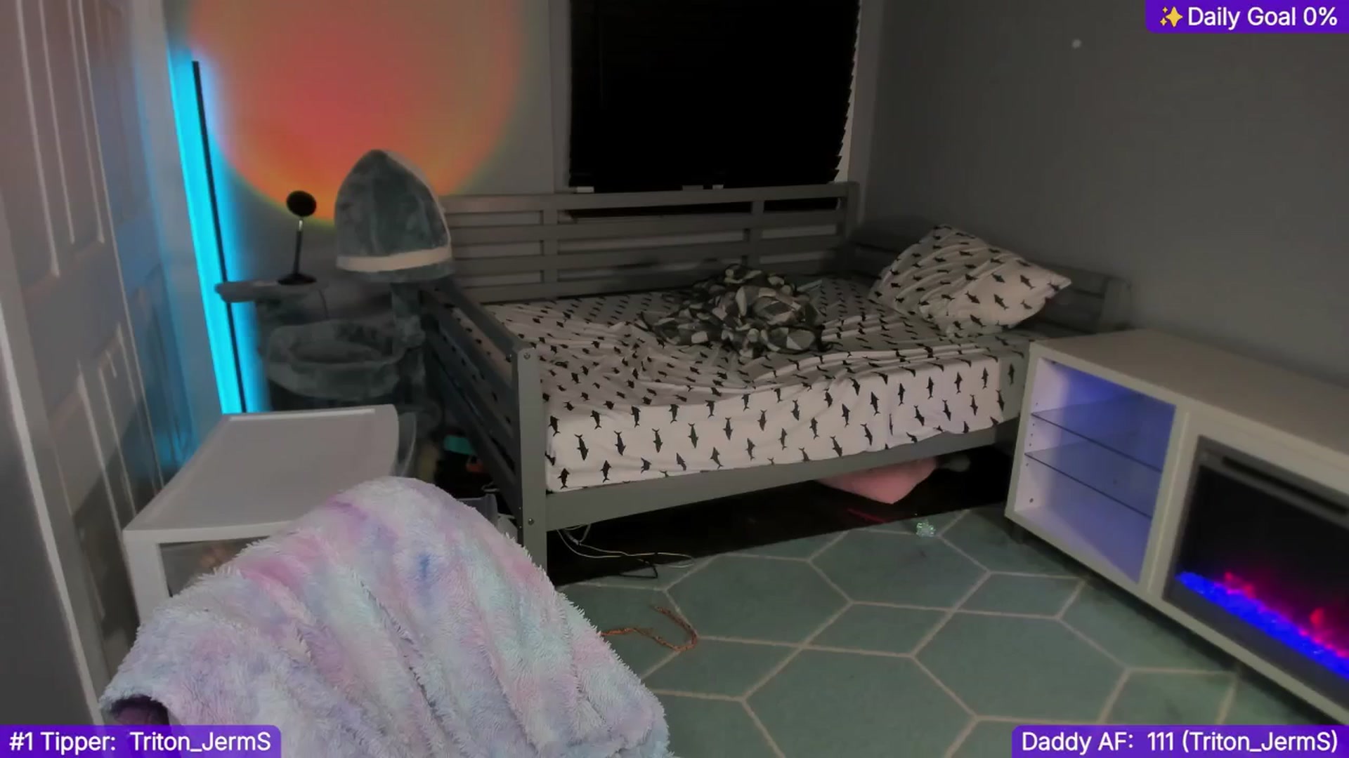 Gallery image thumbnail from TheSharkQueen's myfreecams stream on, 01/08/2025, 06:09 image 10 of 20