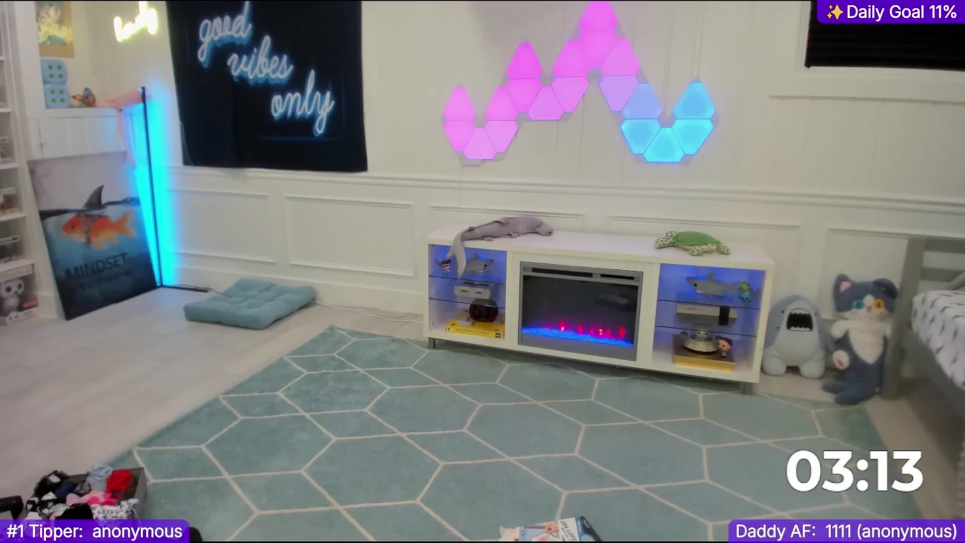 Gallery image thumbnail from TheSharkQueen's myfreecams stream on, 01/15/2025, 05:31 image 3 of 20