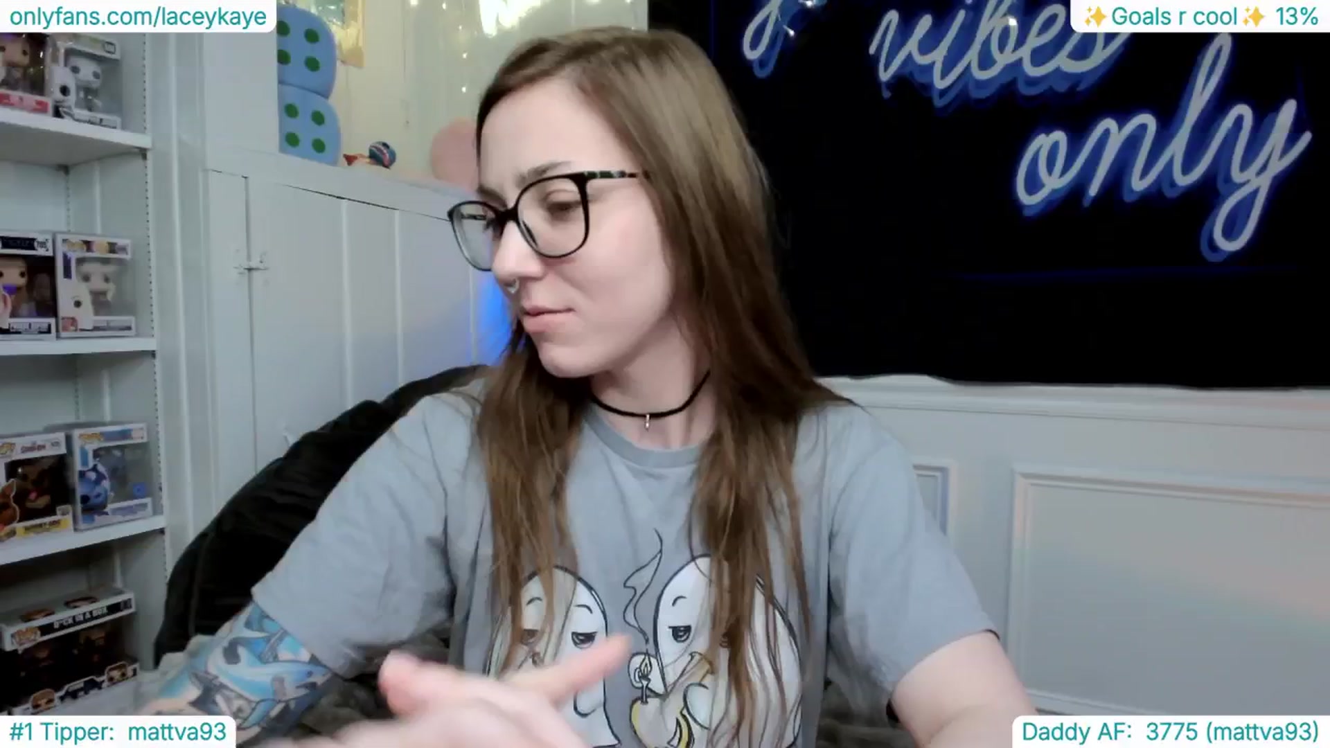 Gallery image thumbnail from TheSharkQueen's myfreecams stream on, 02/02/2025, 09:51 image 15 of 20