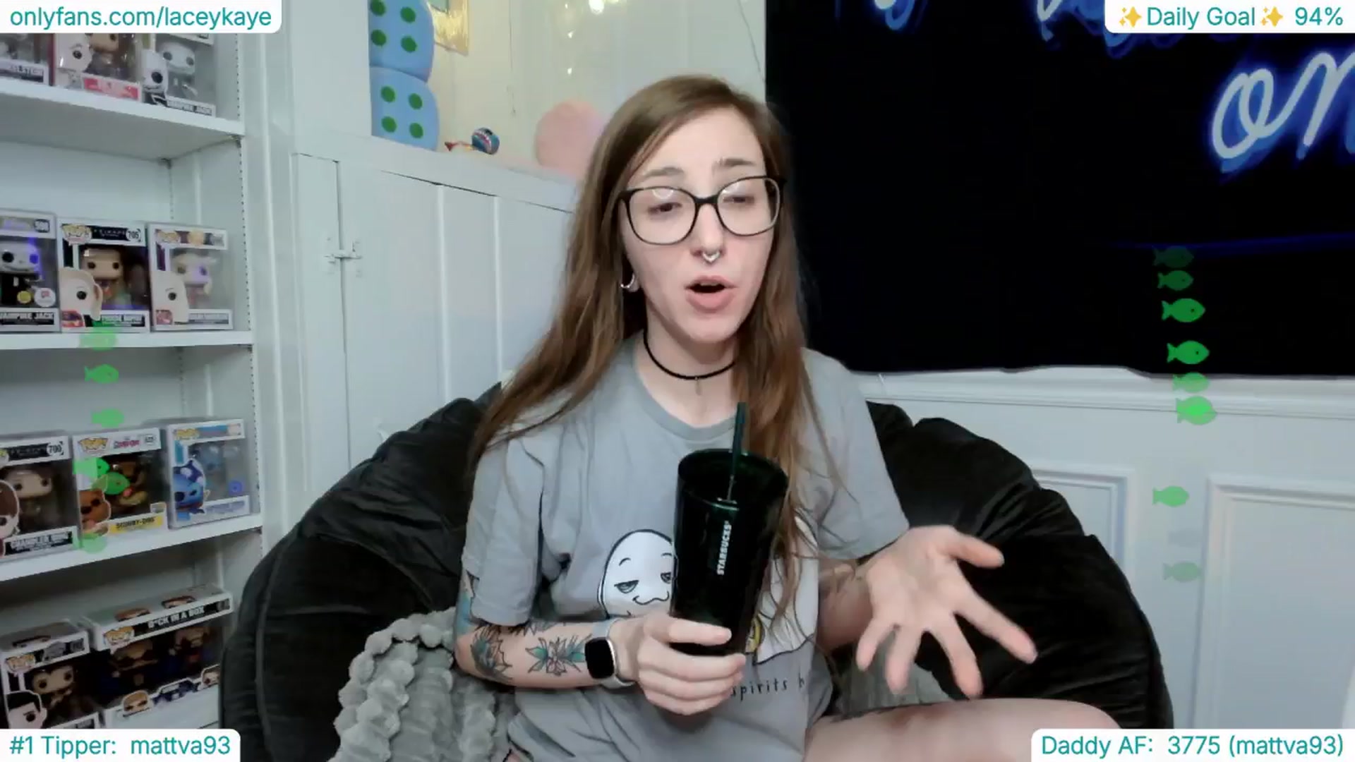 Gallery image thumbnail from TheSharkQueen's myfreecams stream on, 02/02/2025, 09:51 image 5 of 20