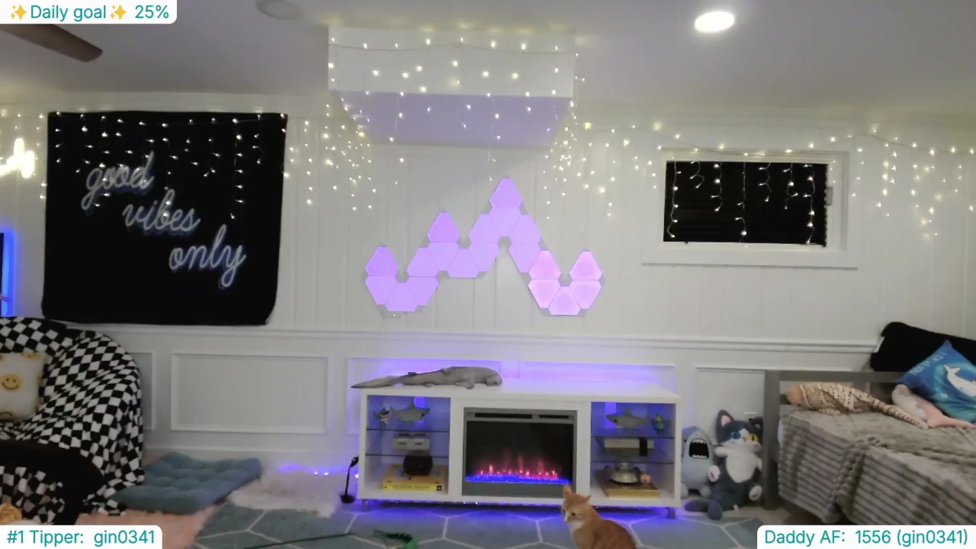 Gallery image thumbnail from TheSharkQueen's myfreecams stream on, 02/19/2025, 07:29 image 7 of 20