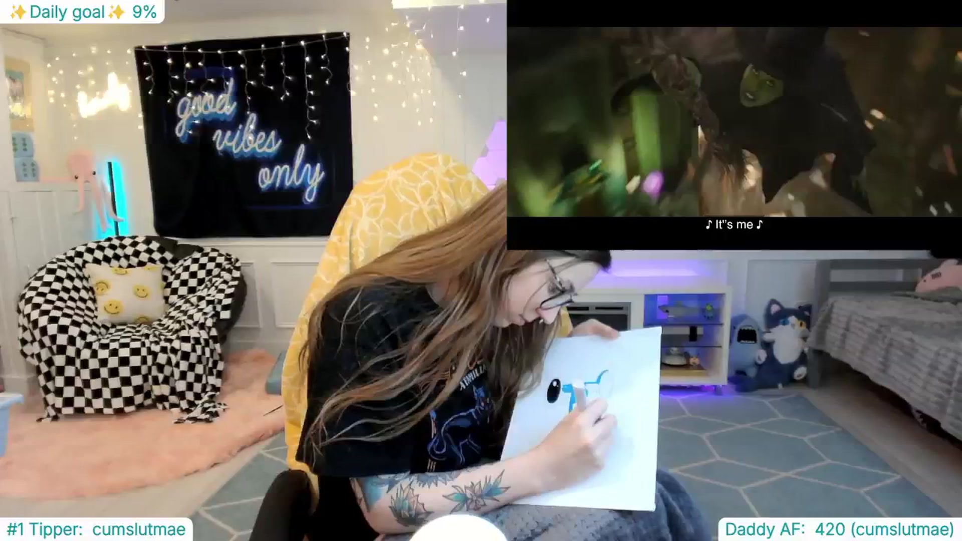 Gallery image thumbnail from TheSharkQueen's myfreecams stream on, 02/21/2025, 09:08 image 8 of 20