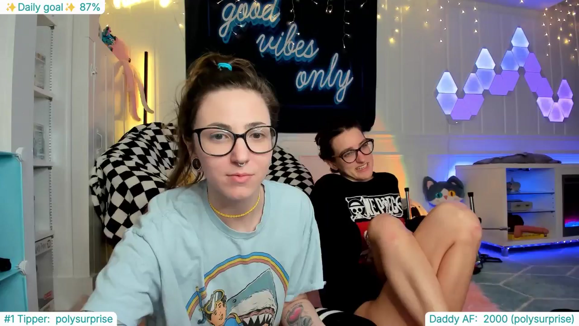 Gallery image thumbnail from TheSharkQueen's myfreecams stream on, 03/16/2025, 07:56 image 20 of 20