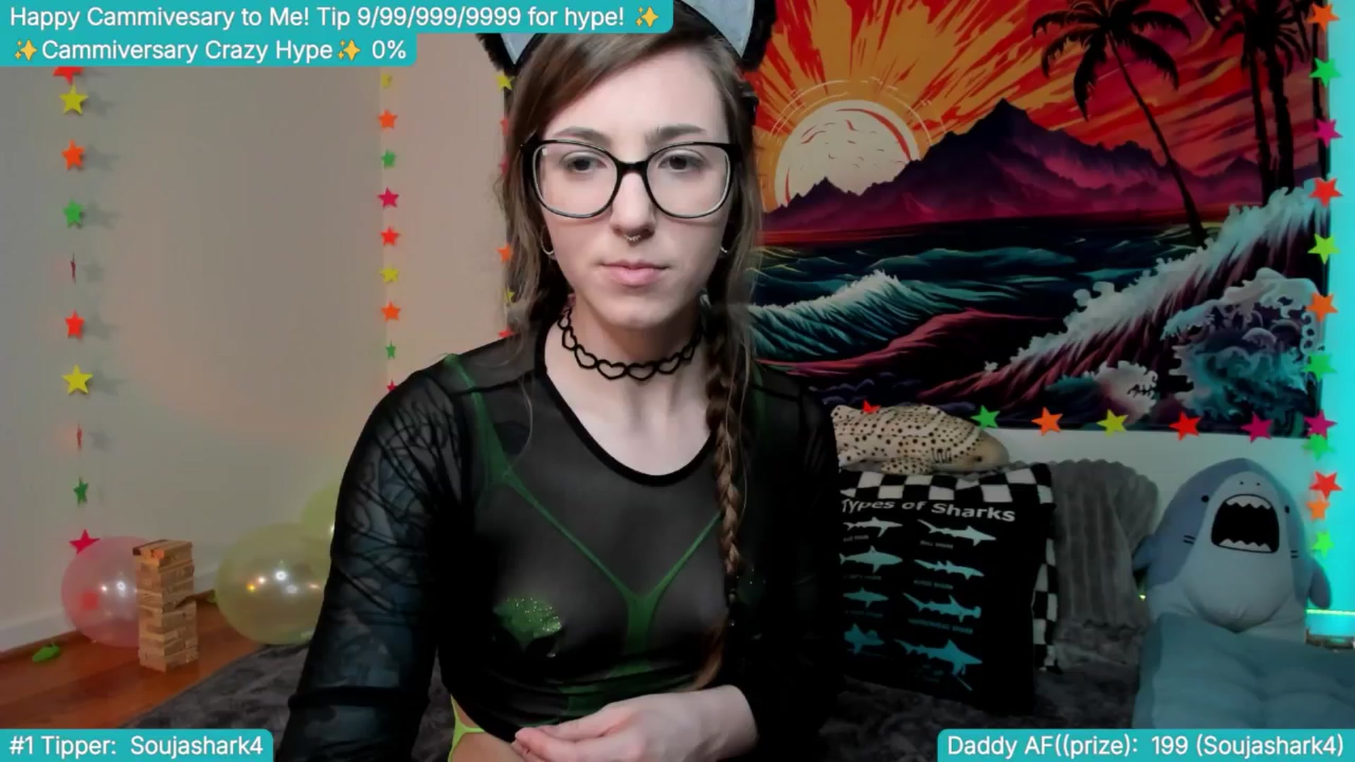 Gallery image thumbnail from TheSharkQueen's myfreecams stream on, 04/05/2025, 24:01 image 17 of 20