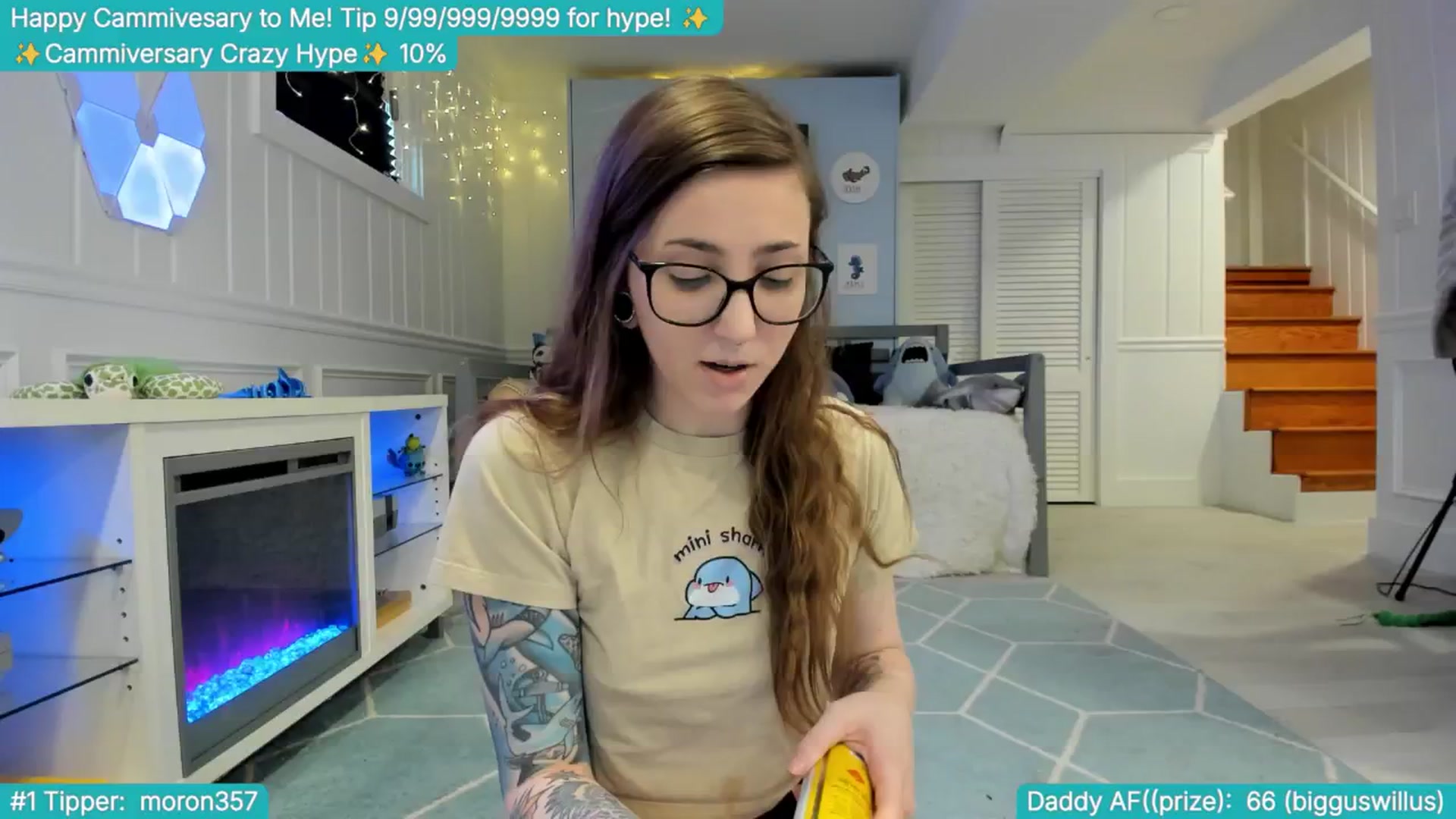 Gallery image thumbnail from TheSharkQueen's myfreecams stream on, 04/05/2025, 21:38 image 11 of 20