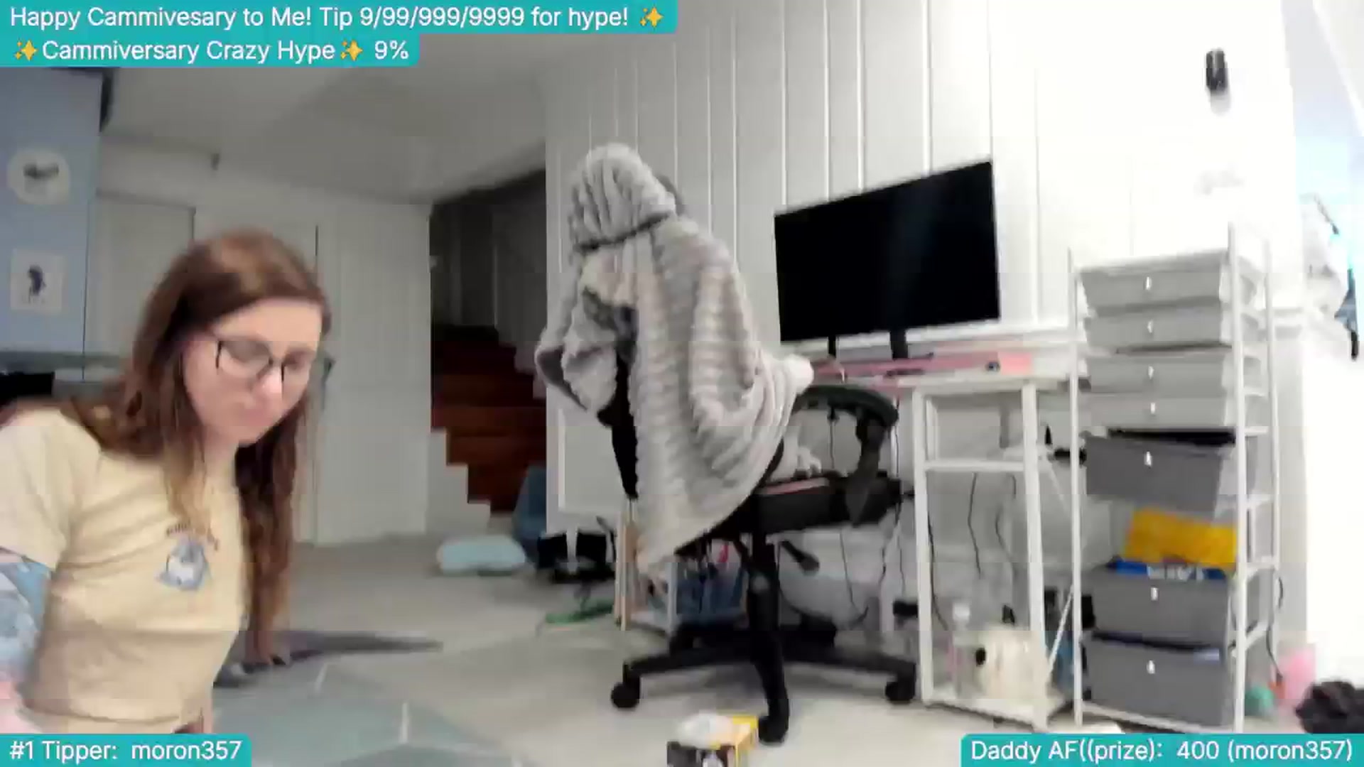 Gallery image thumbnail from TheSharkQueen's myfreecams stream on, 04/05/2025, 21:38 image 2 of 20