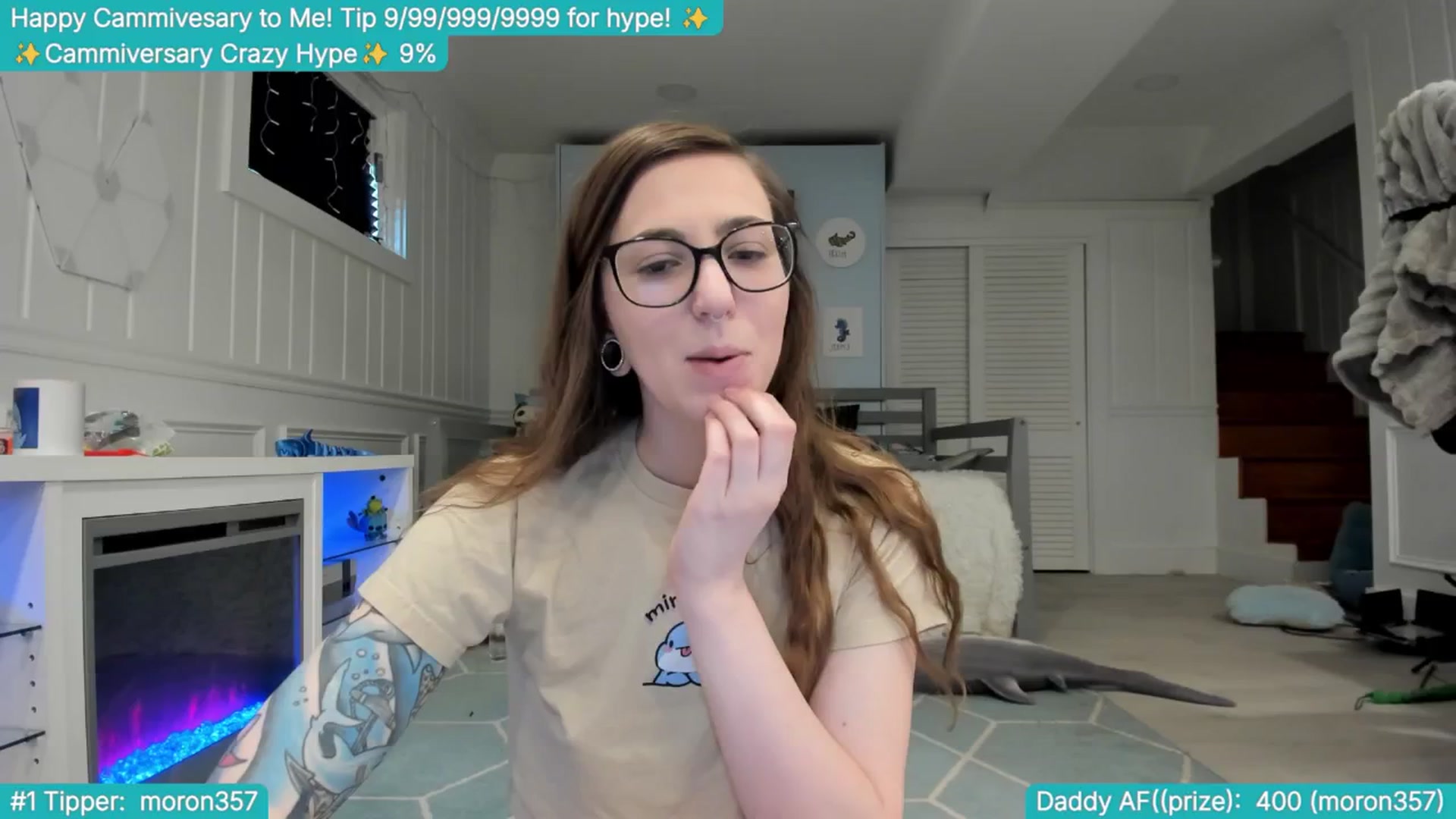 Gallery image thumbnail from TheSharkQueen's myfreecams stream on, 04/05/2025, 21:38 image 3 of 20