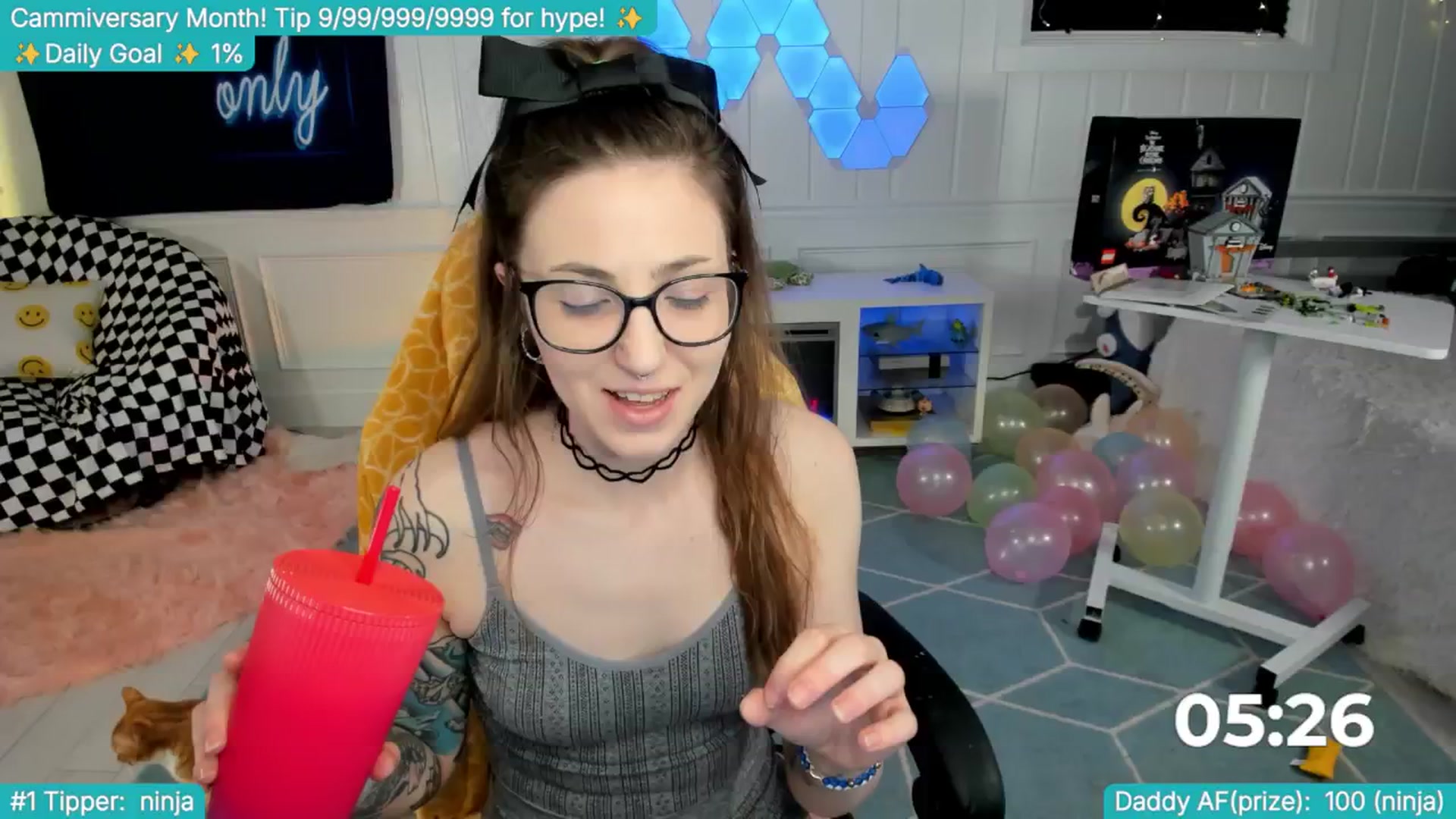 Gallery image thumbnail from TheSharkQueen's myfreecams stream on, 04/16/2025, 04:44 image 20 of 20