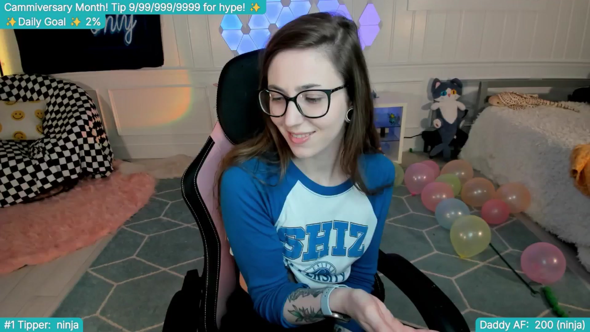 Gallery image thumbnail from TheSharkQueen's myfreecams stream on, 04/19/2025, 04:06 image 4 of 20