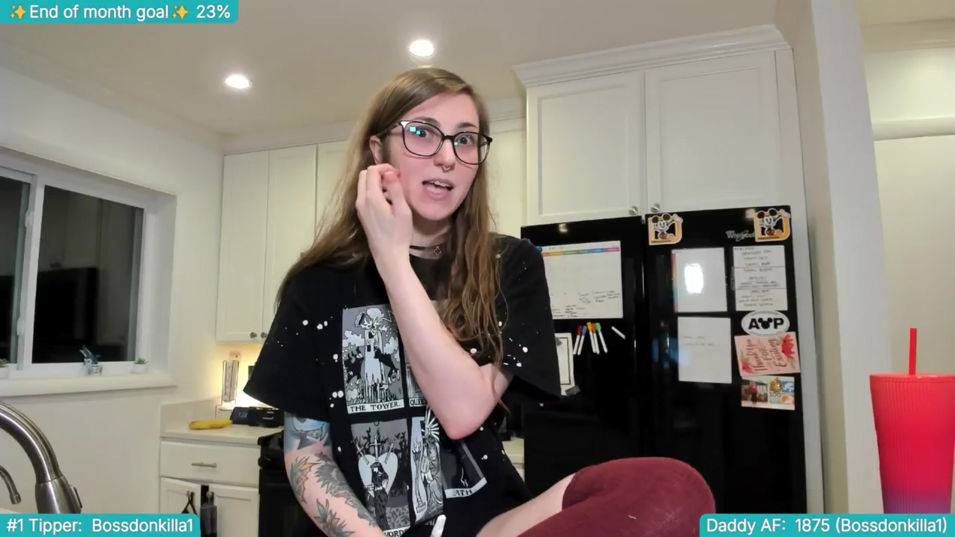 Gallery image thumbnail from TheSharkQueen's myfreecams stream on, 04/30/2025, 06:31 image 17 of 20